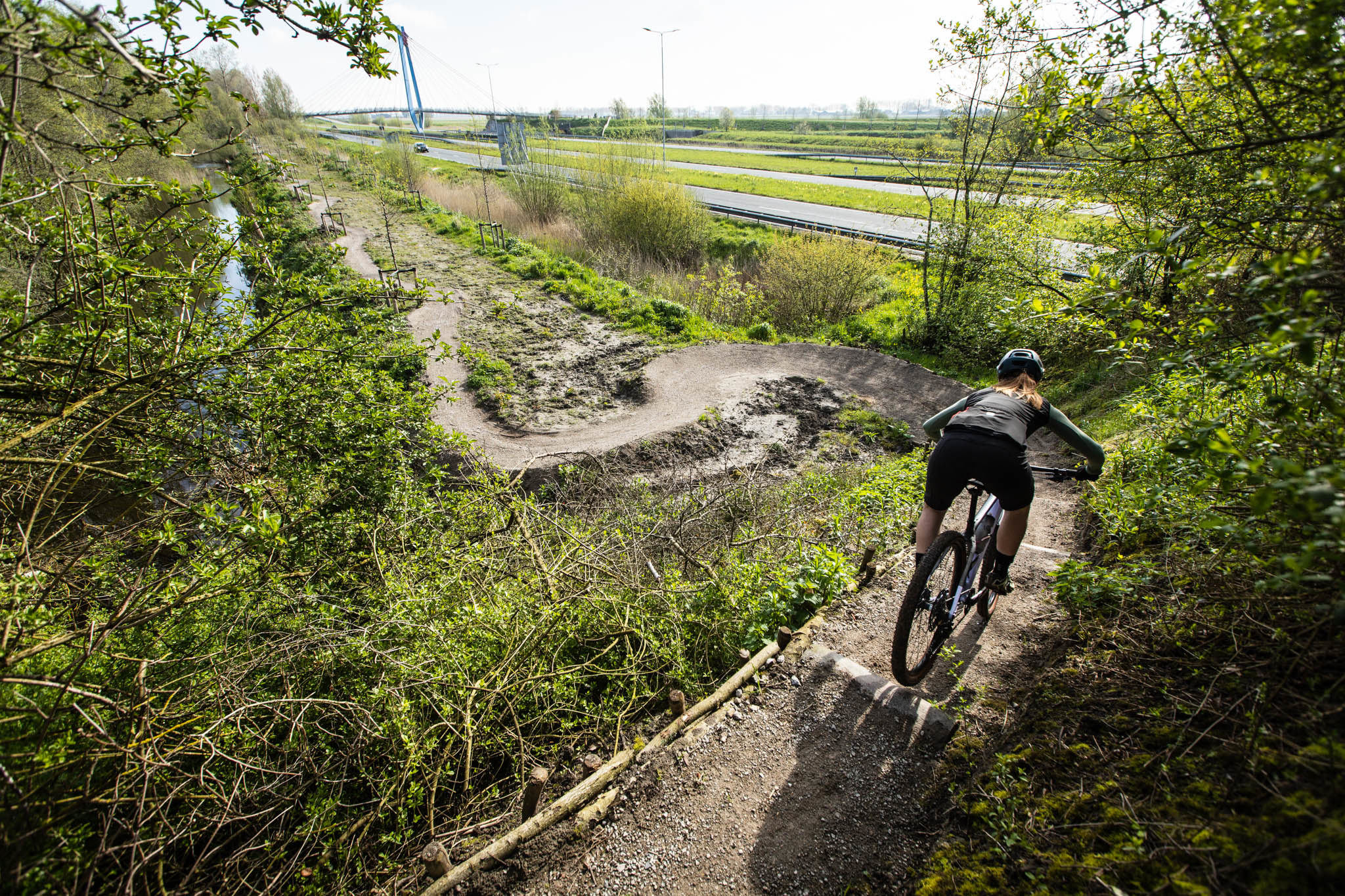 Illustratieve afbeelding van het artikel: "Ontdekking | We nemen je mee naar de nieuwe mountainbikeroute in Hoofddorp ”powered by Schwalbe”"