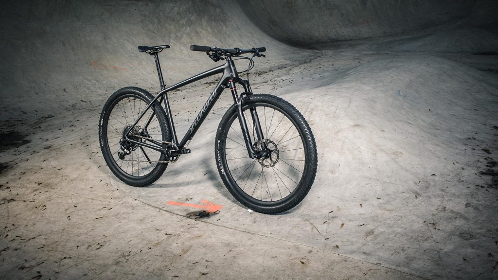 Test | Specialized Epic HT Pro: ingetogen uitmuntendheid