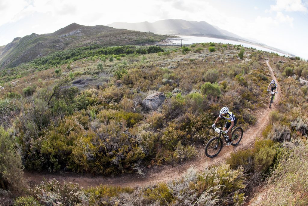 Cape Epic: over slechte benen en lek rijden in het (singletrack) paradijs!