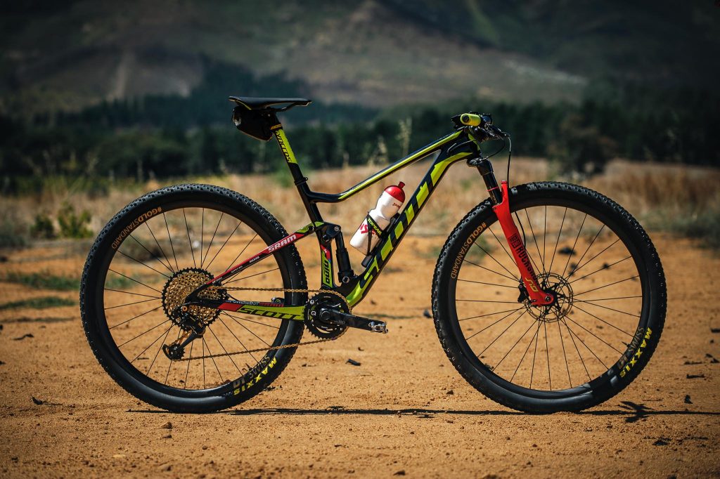 Illustratieve afbeelding van het artikel: "Bike check | De Spark RC van het Scott-Sram team van Nino Schurter en Jenny Rissveds"
