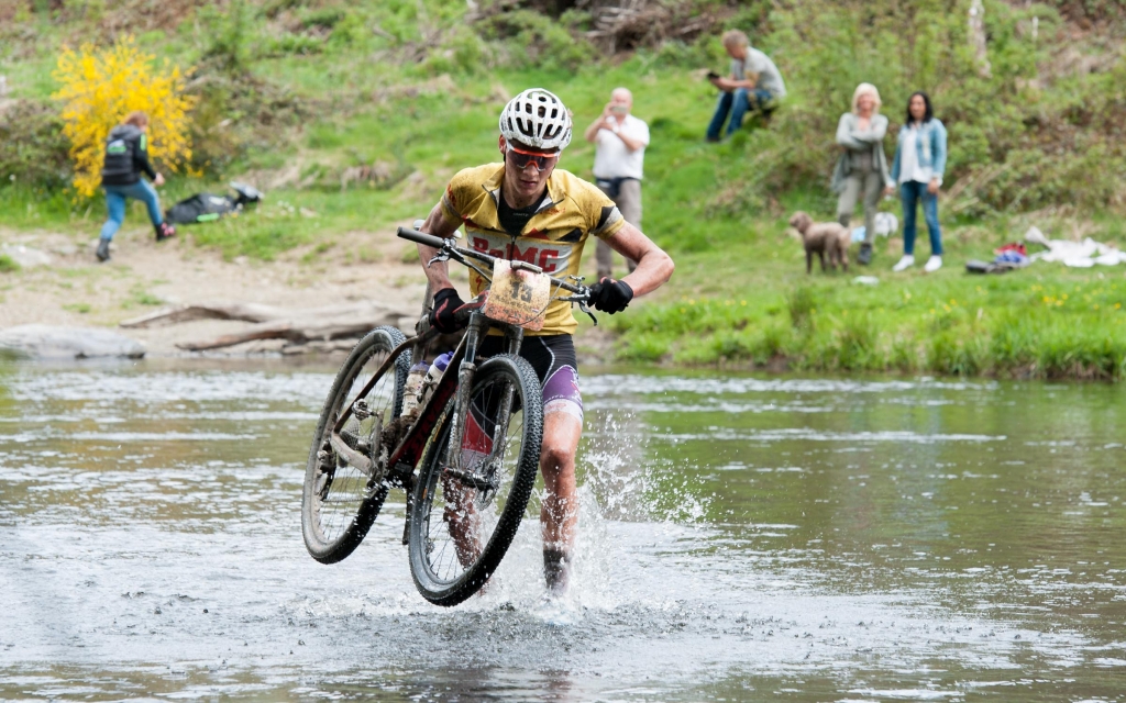 BeMC: twee op twee voor Mathieu van der Poel!