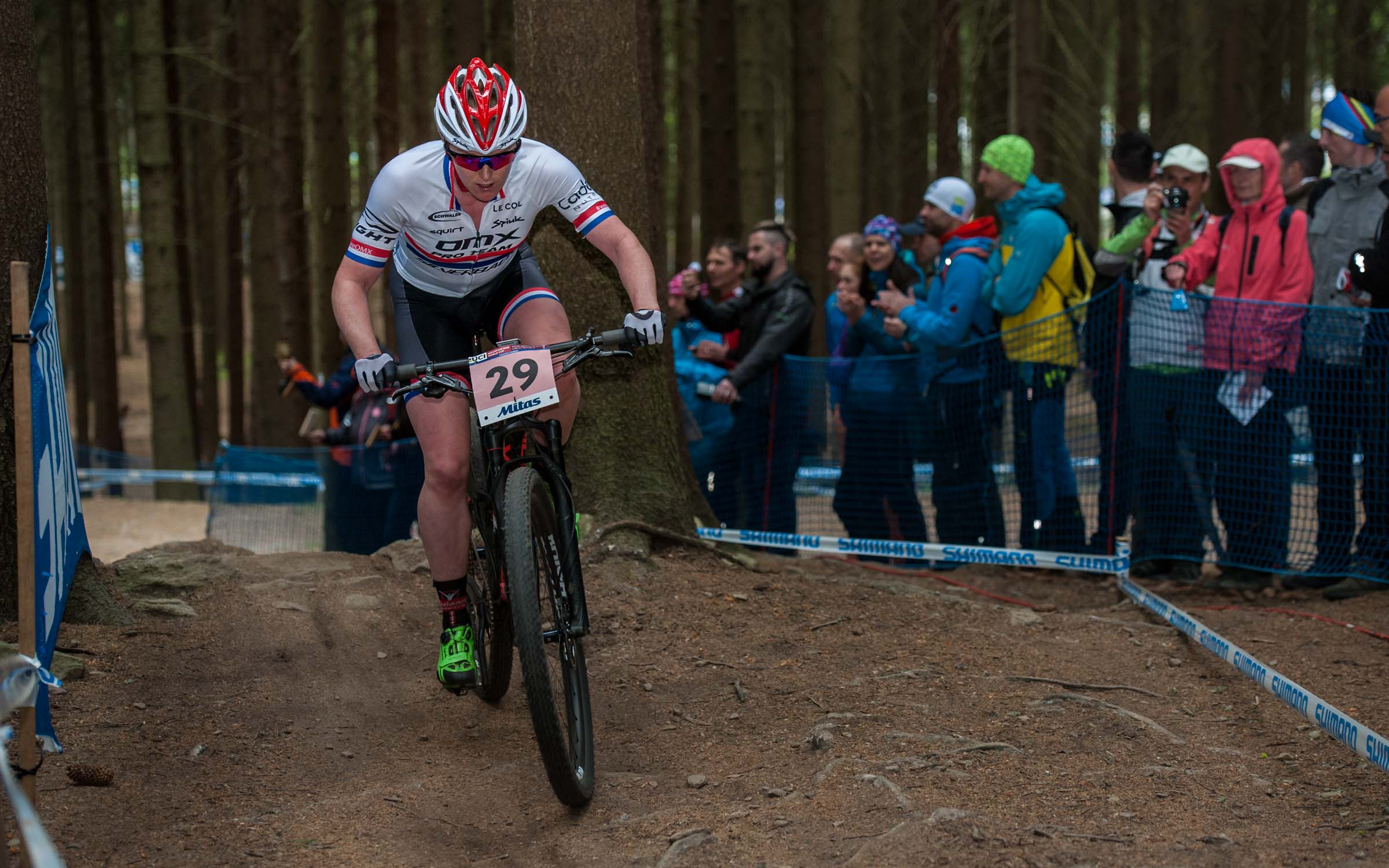 World Cup XC Lenzerheide: Annie Last verrast iedereen!