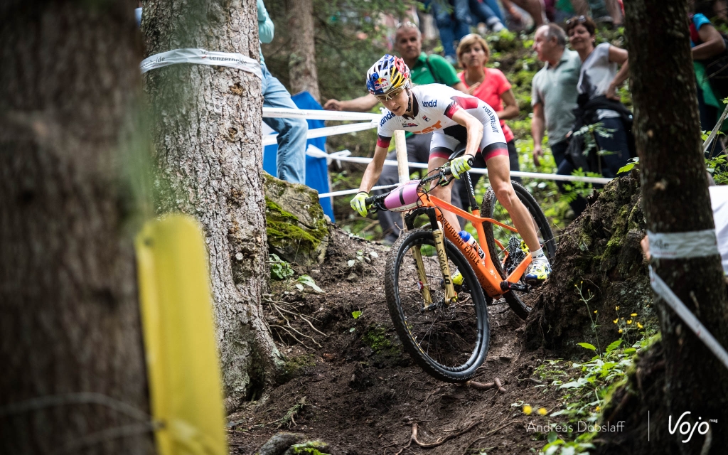 World Cup XC Mont-Sainte-Anne: Belomoina wint, Tauber zesde!