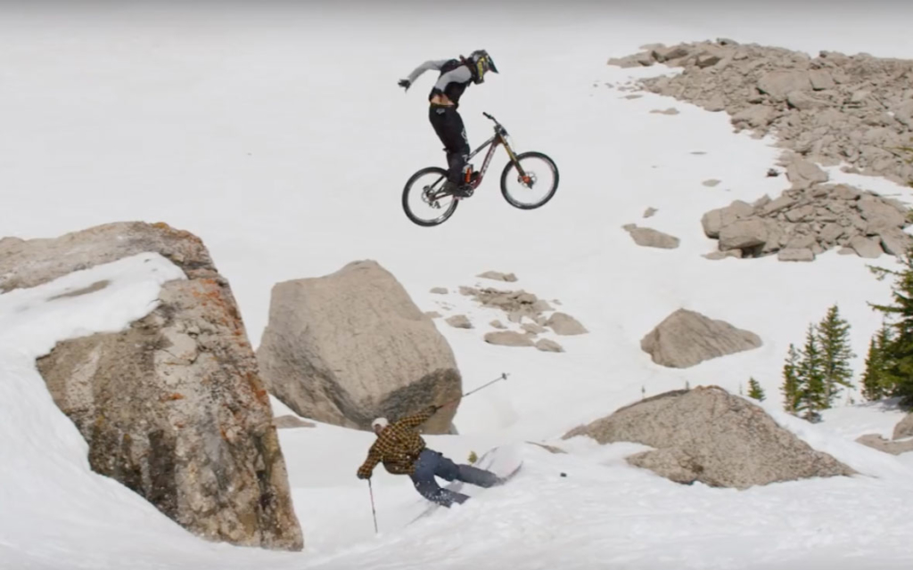 Casey Brown & Cam McCaul verkennen de couloirs van Jackson Hole