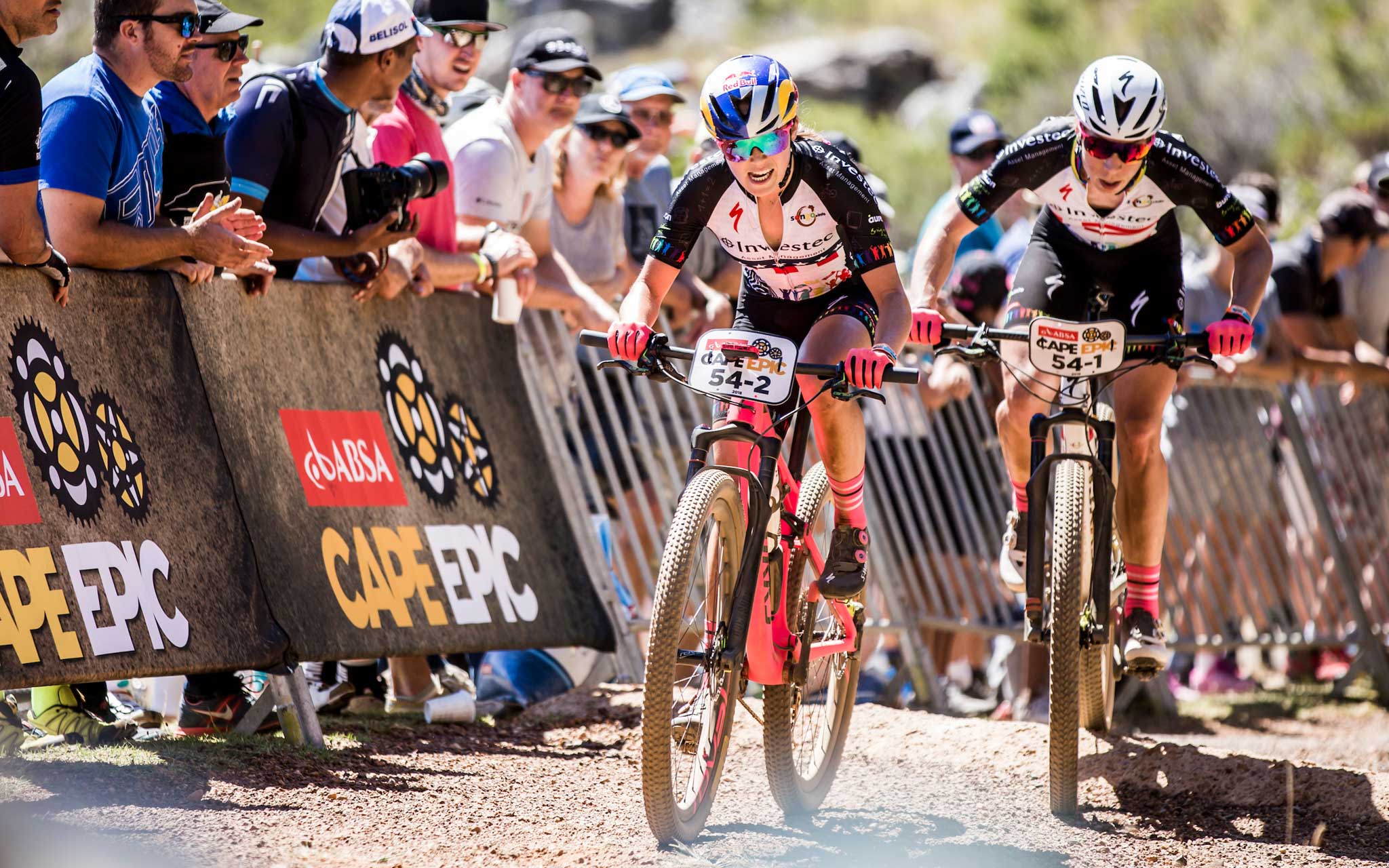 Best of | De Tafelberg zet de Absa Cape Epic meteen in vuur en vlam