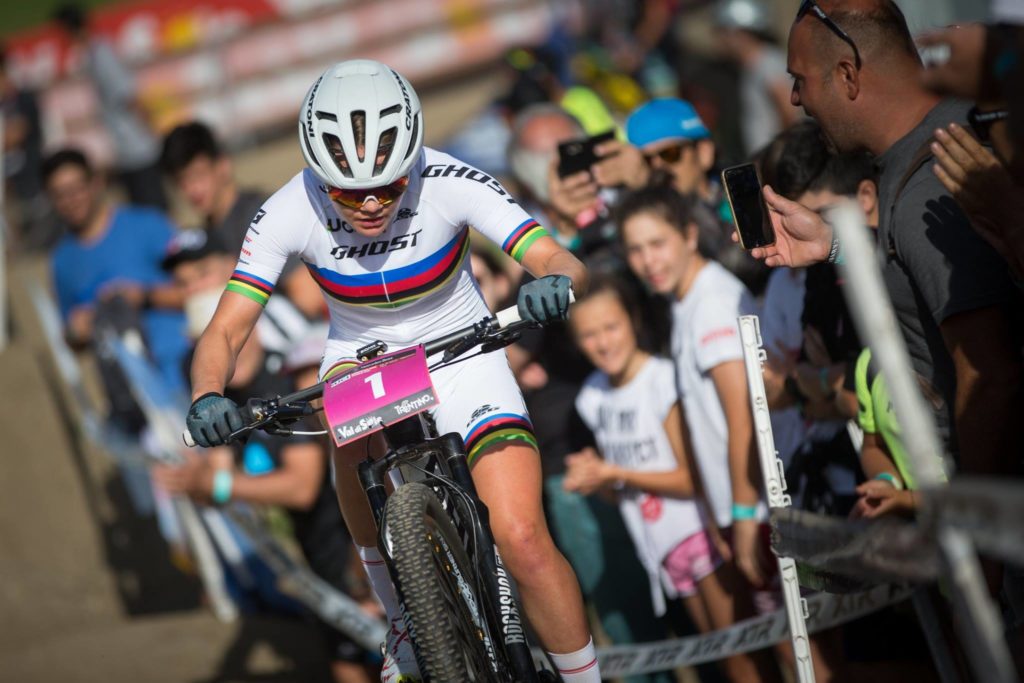 World Cup MTB Val di Sole: Petter Fagerhaug en Sina Frei domineren bij U23