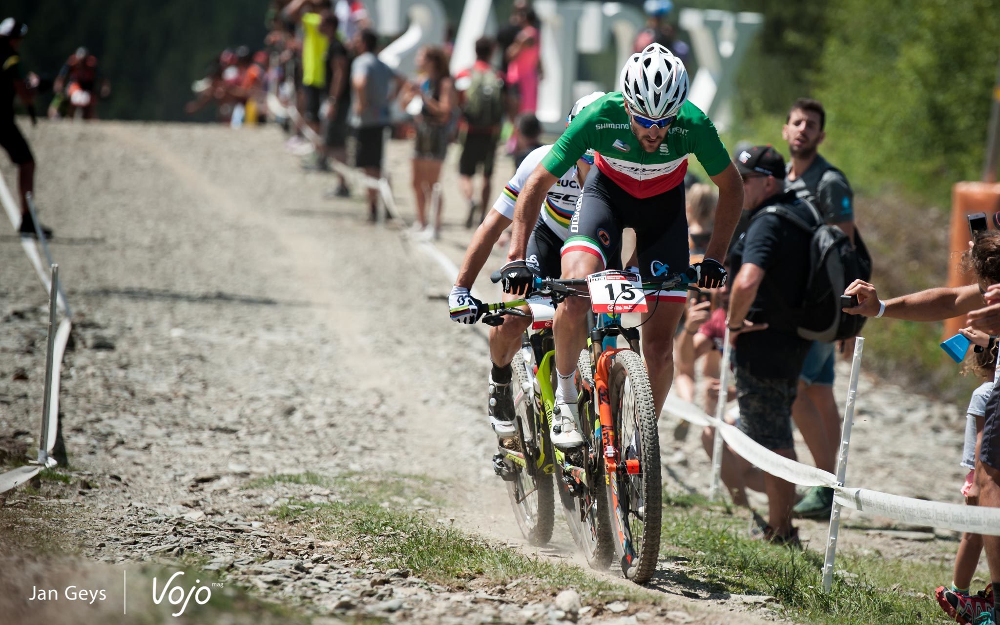 World Cup MTB Vallnord: Kerschbaumer en Schurter keren de rollen om