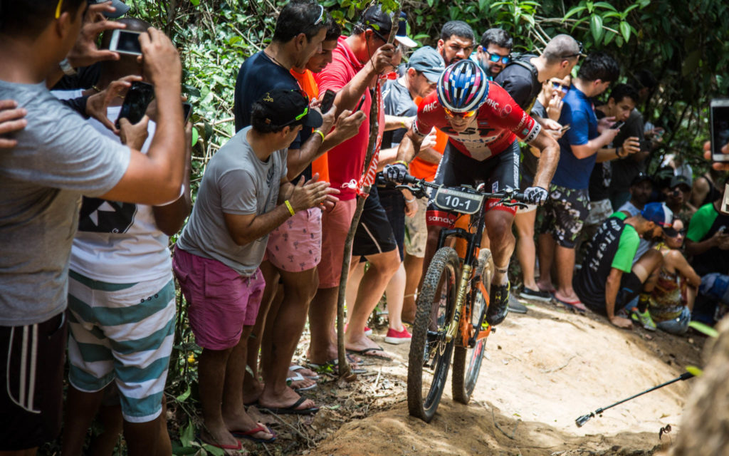 Henrique Avancini en Manuel Fumic lopen verder uit in de Brasil Ride