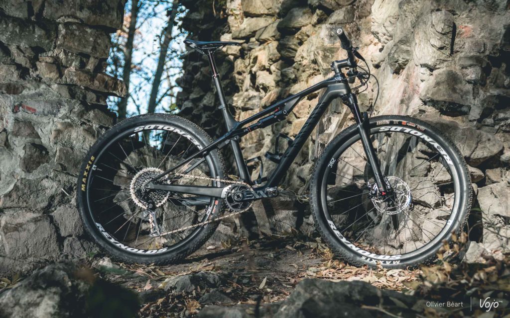 Test | Canyon Lux CF SLX 9.0 Pro Race: gemaakt om te knallen!