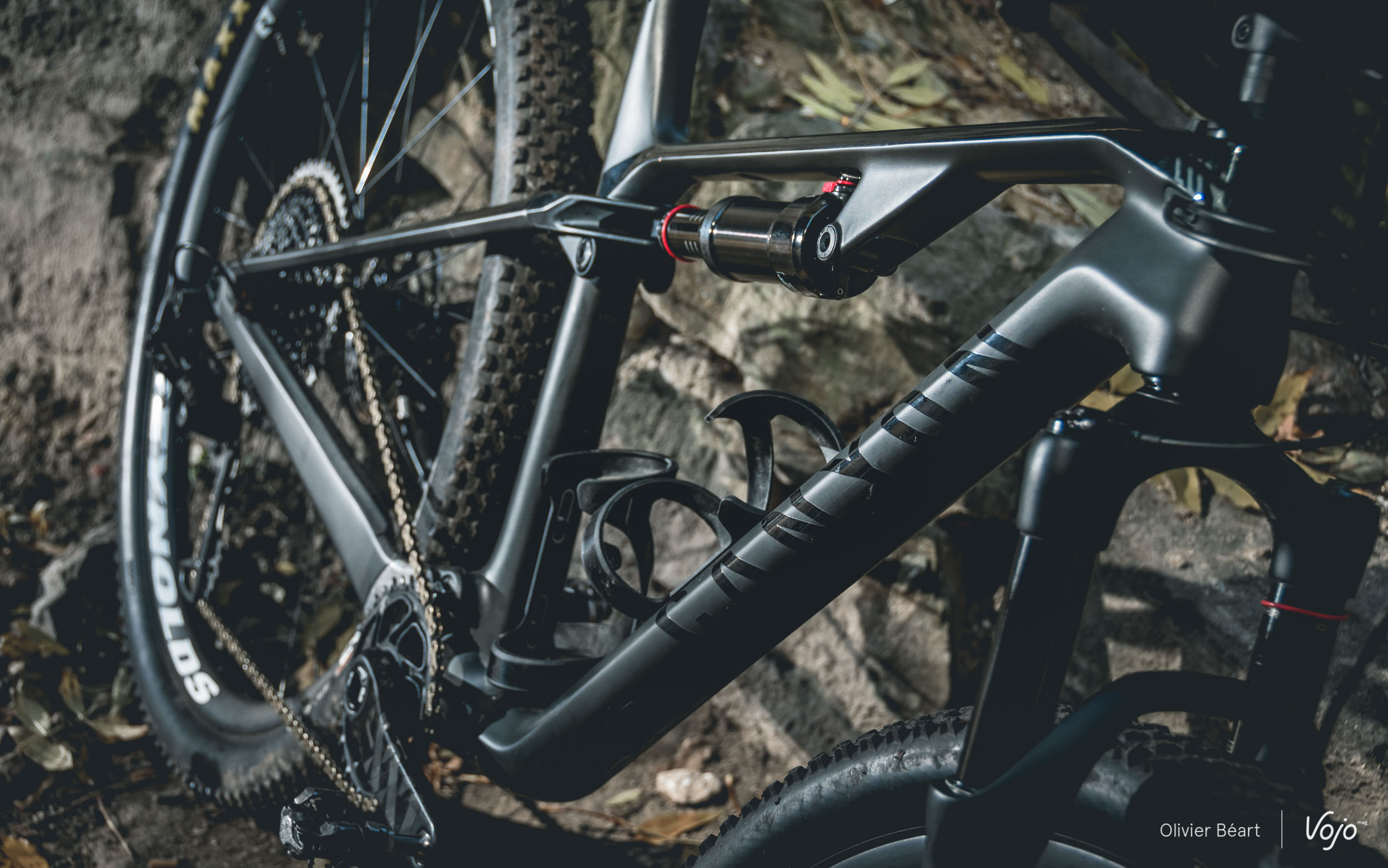 canyon lux cf slx 9.0 pro race