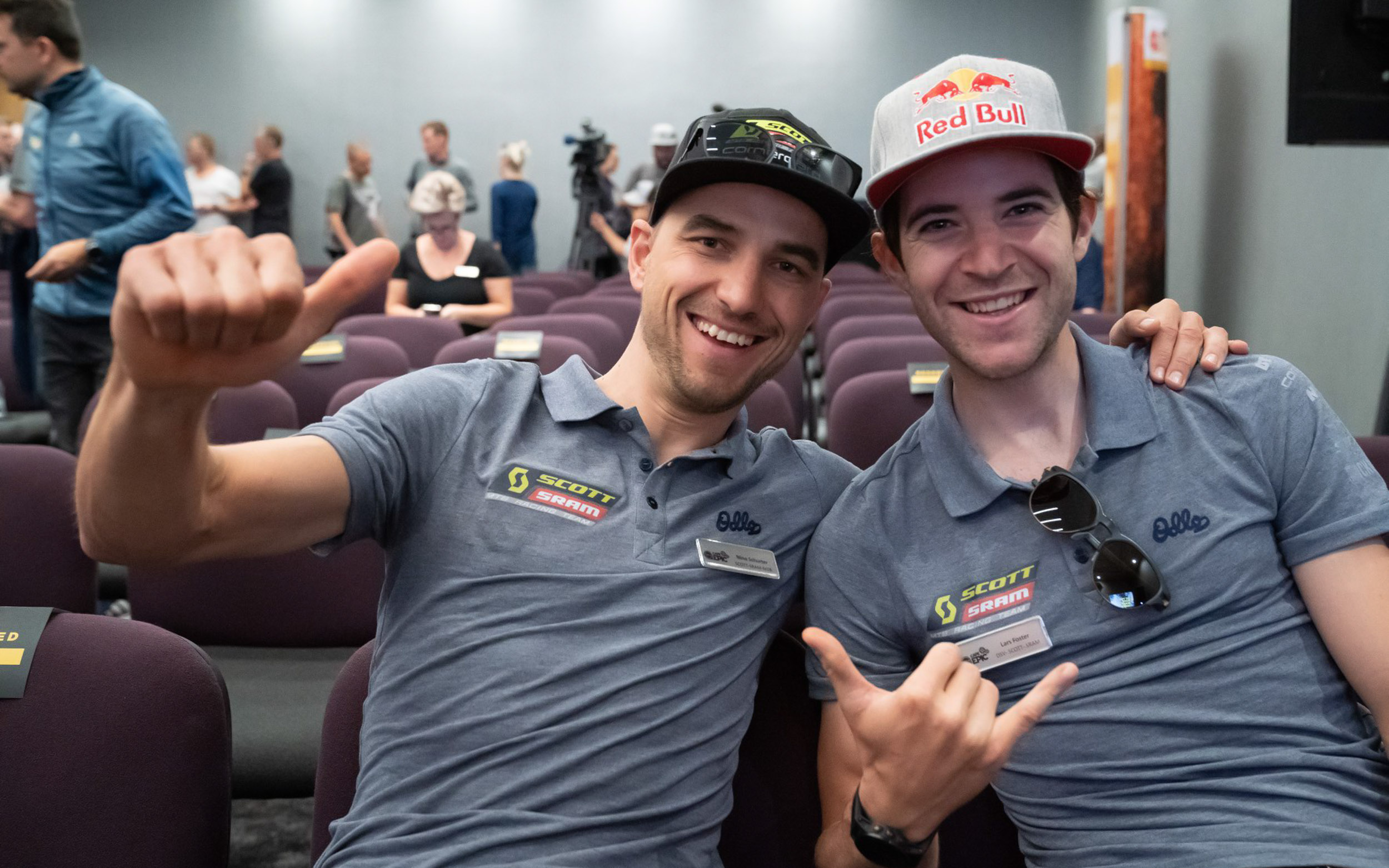 Nino Schurter & Lars Forster. Foto copyright Greg Beadle / Cape Epic