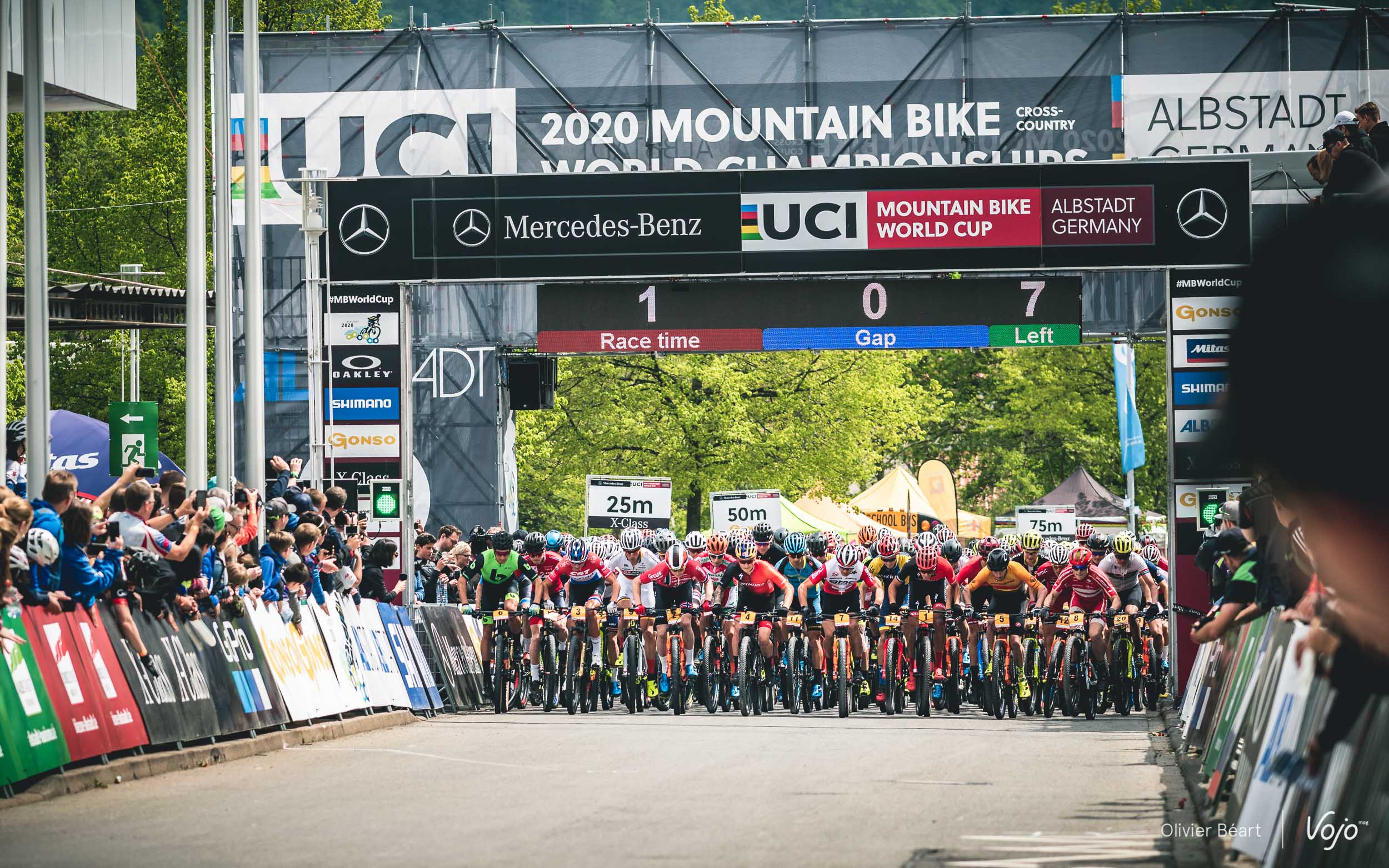 Best of | World Cup MTB Albstadt: van de hemel naar de hel - Elite heren: Mathias Flückiger staat zege van Mathieu van der Poel in de weg