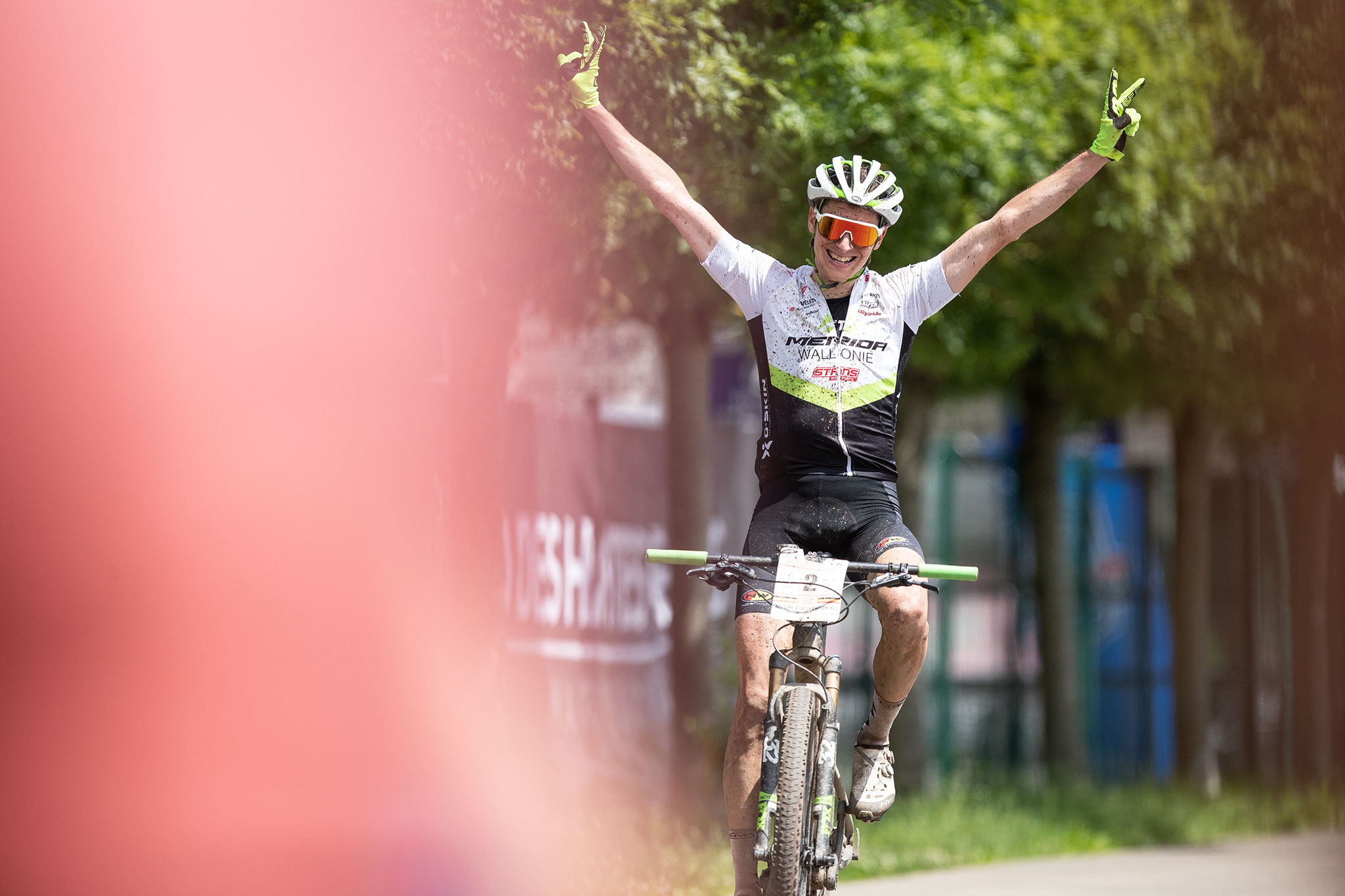 BK MTB Marathon: Sébastien Carabin en Alice Pirard zijn de nieuwe Belgische kampioenen!