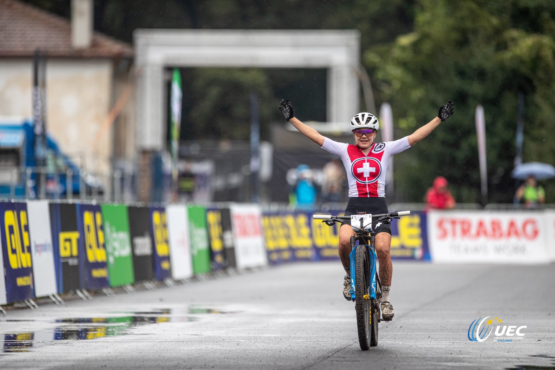 EK MTB Brno U23: nieuwe Europese titel voor Sina Frei