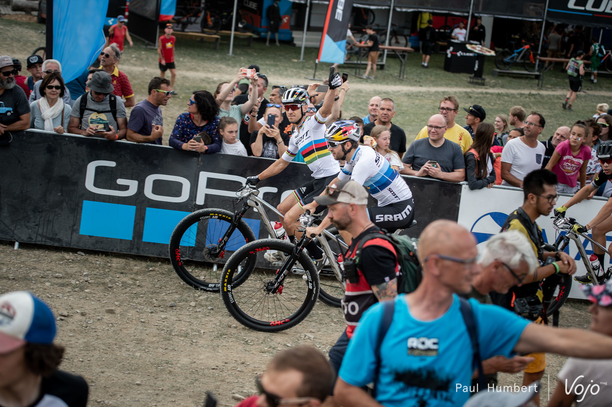 World Cup MTB Les Gets: Nino Schurter wint, Schuermans voor het eerst in top tien!