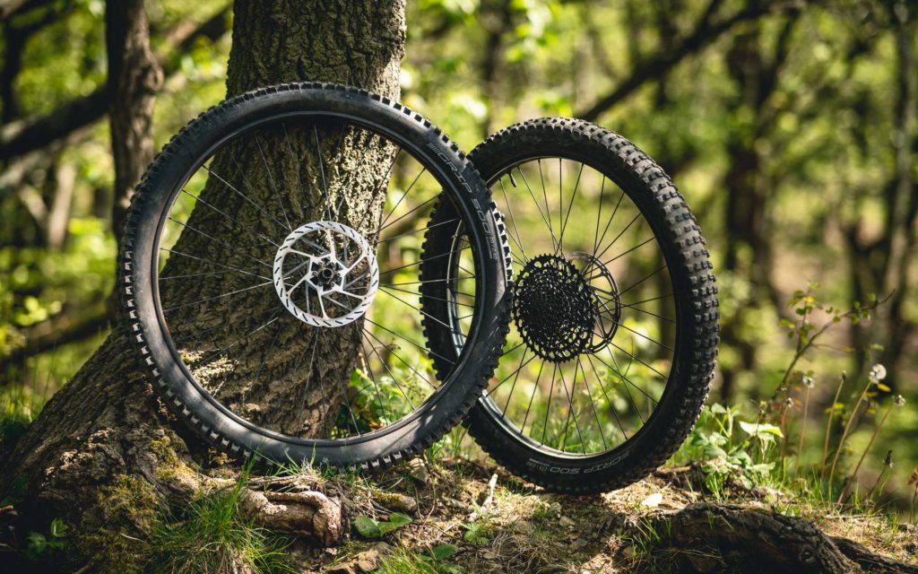 Test | Zipp 101 & 3 Zero Moto wielen: de wereld ... euh de velg is plat