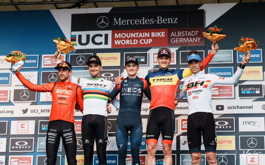 World Cup XCO Albstadt: olympisch kampioen Tom Pidcock de sterkste