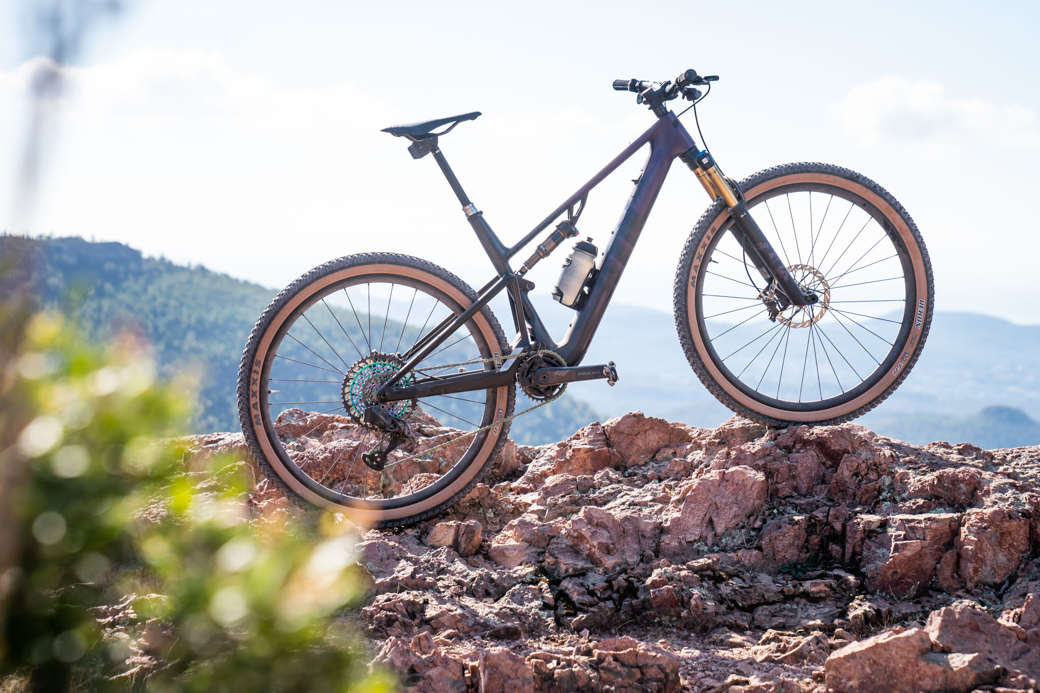 Test nieuw | BMC Fourstroke AMP LT: de thaumaturge e-bike - Magazine