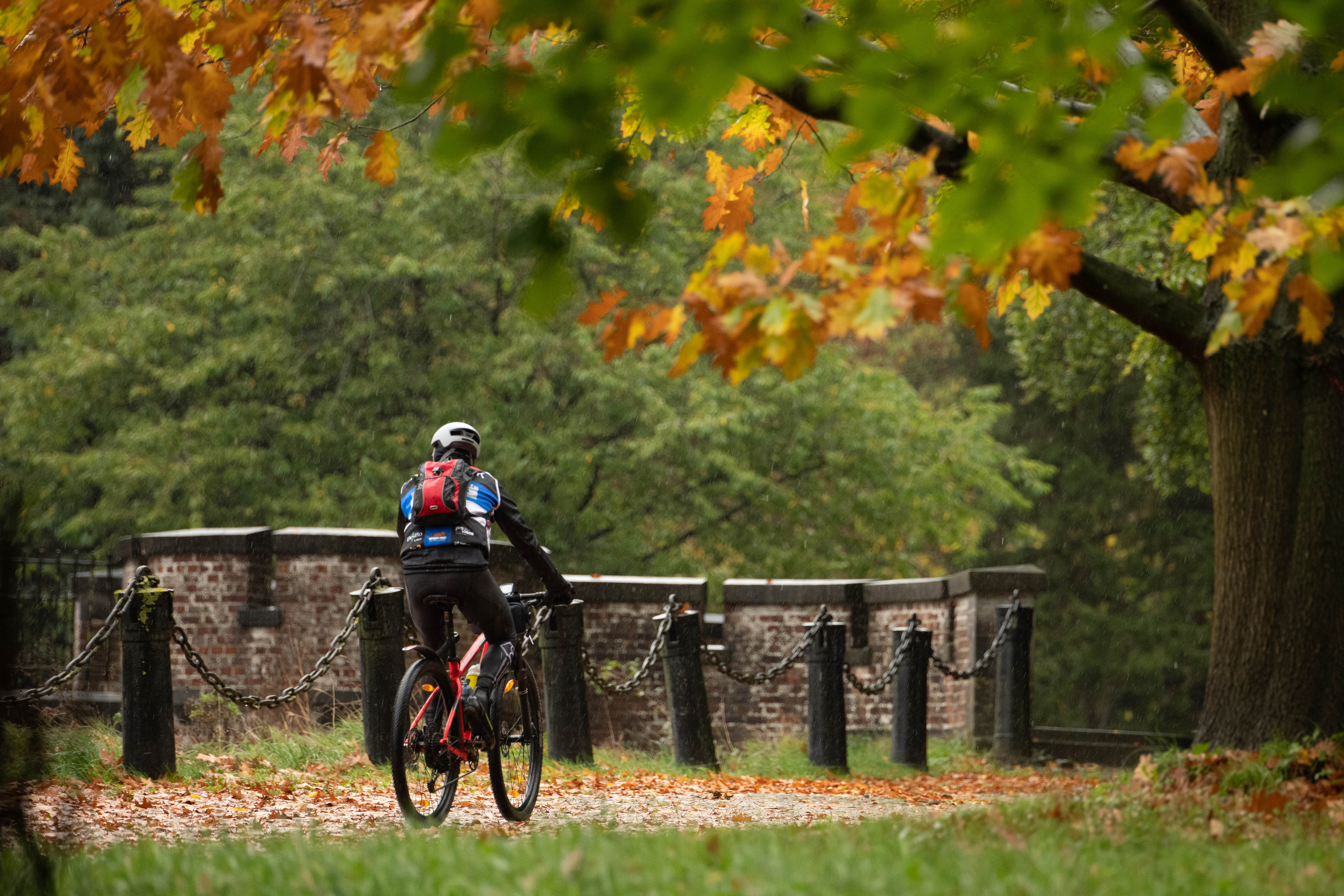 Gravel Ride KRLS 2.2 | Eerbetoon aan Karel Van Wijnendaele