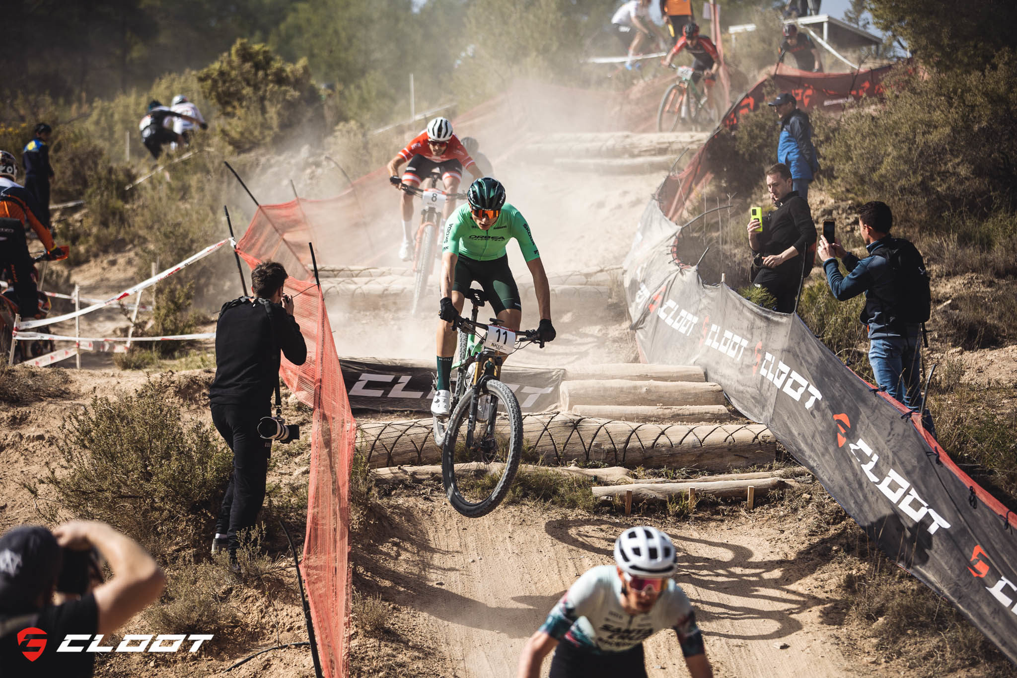 Internacionales XCO Chelva: Pierre de Froidmont legt de duimen in de sprint!