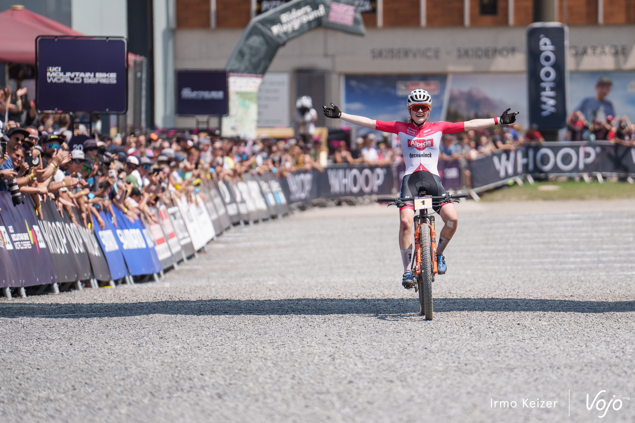 World Cup XCO Leogang: Puck Pieterse en Lars Forster zegevieren in Oostenrijk