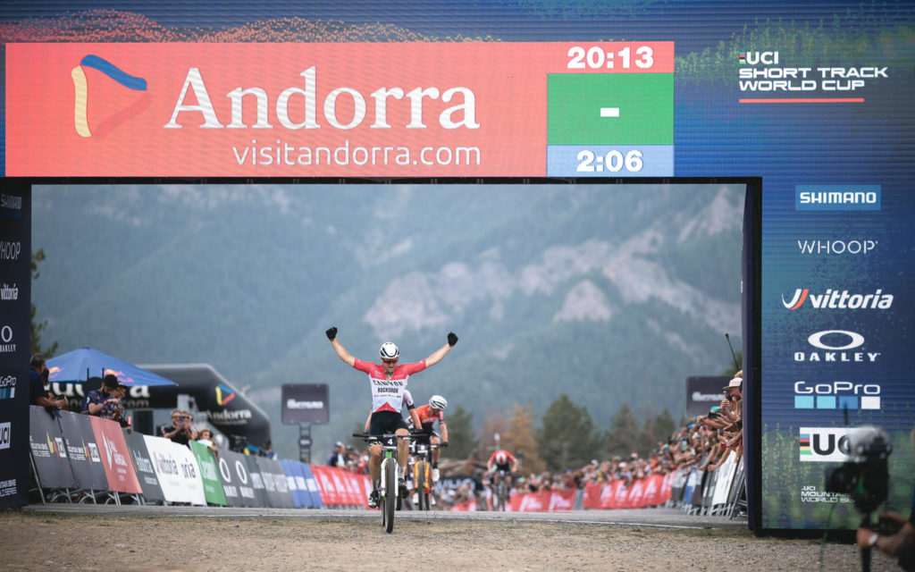 World Cup XCC Vallnord: Keller en Schwarzbauer halen het laken naar zich toe