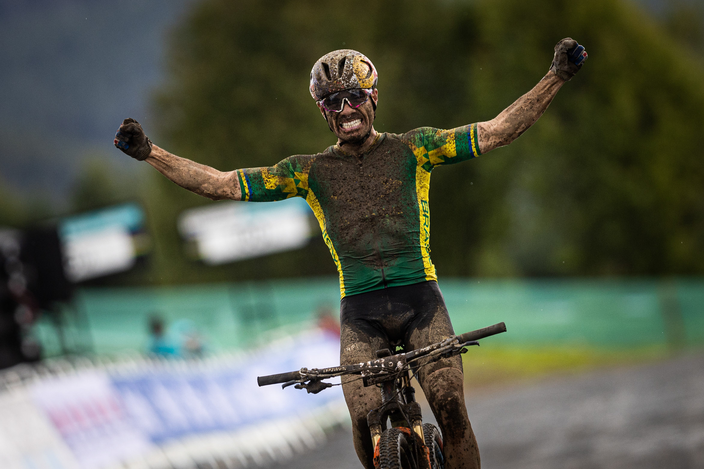 WK MTB Marathon 2023: Avancini en Mitterwallner grijpen de wereldtitel