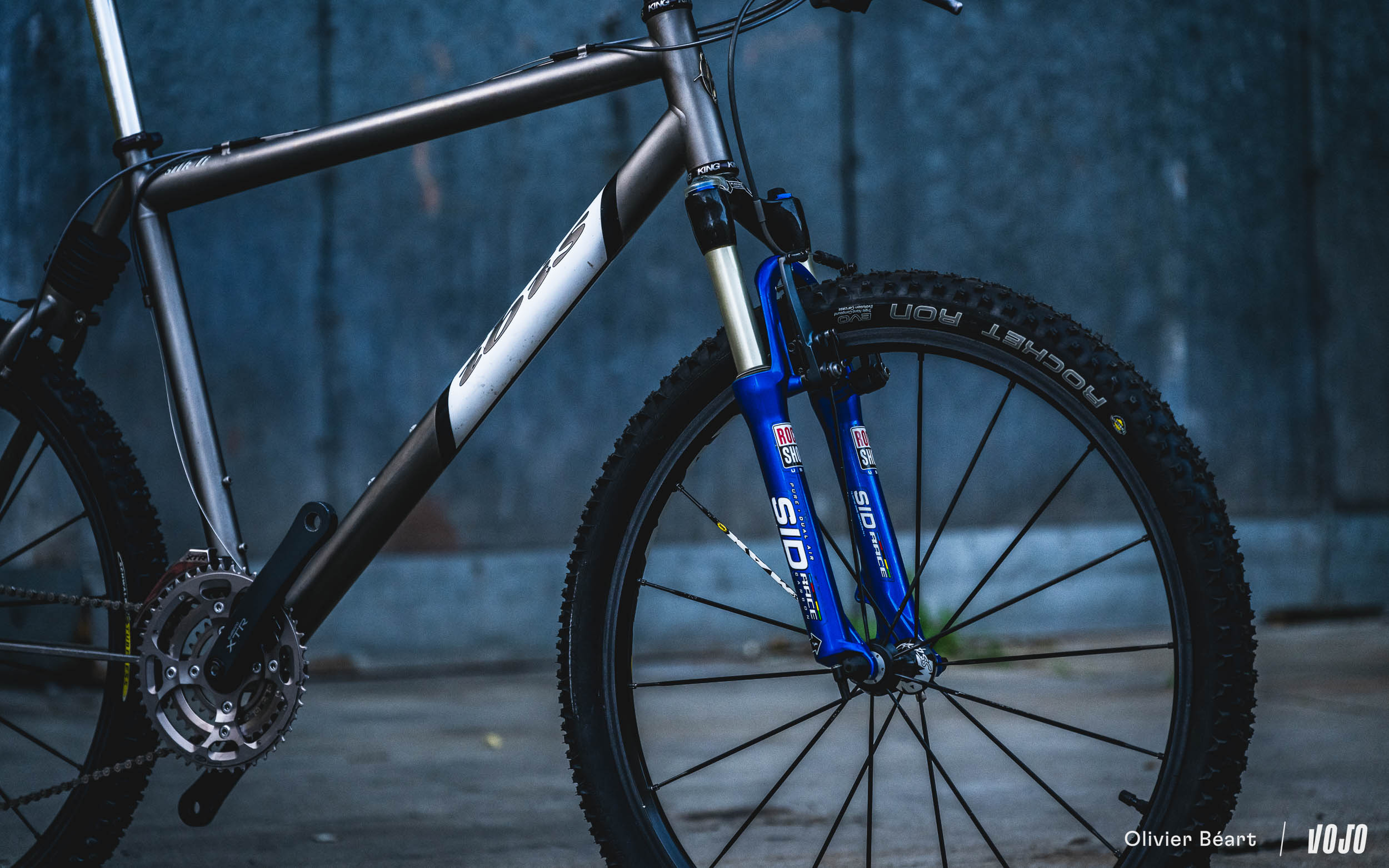 https://www.vojomag.nl/app/uploads/2023/10/RockShox SID histoire race carbon xl titanium copyright Beart Vojomag 15.jpg