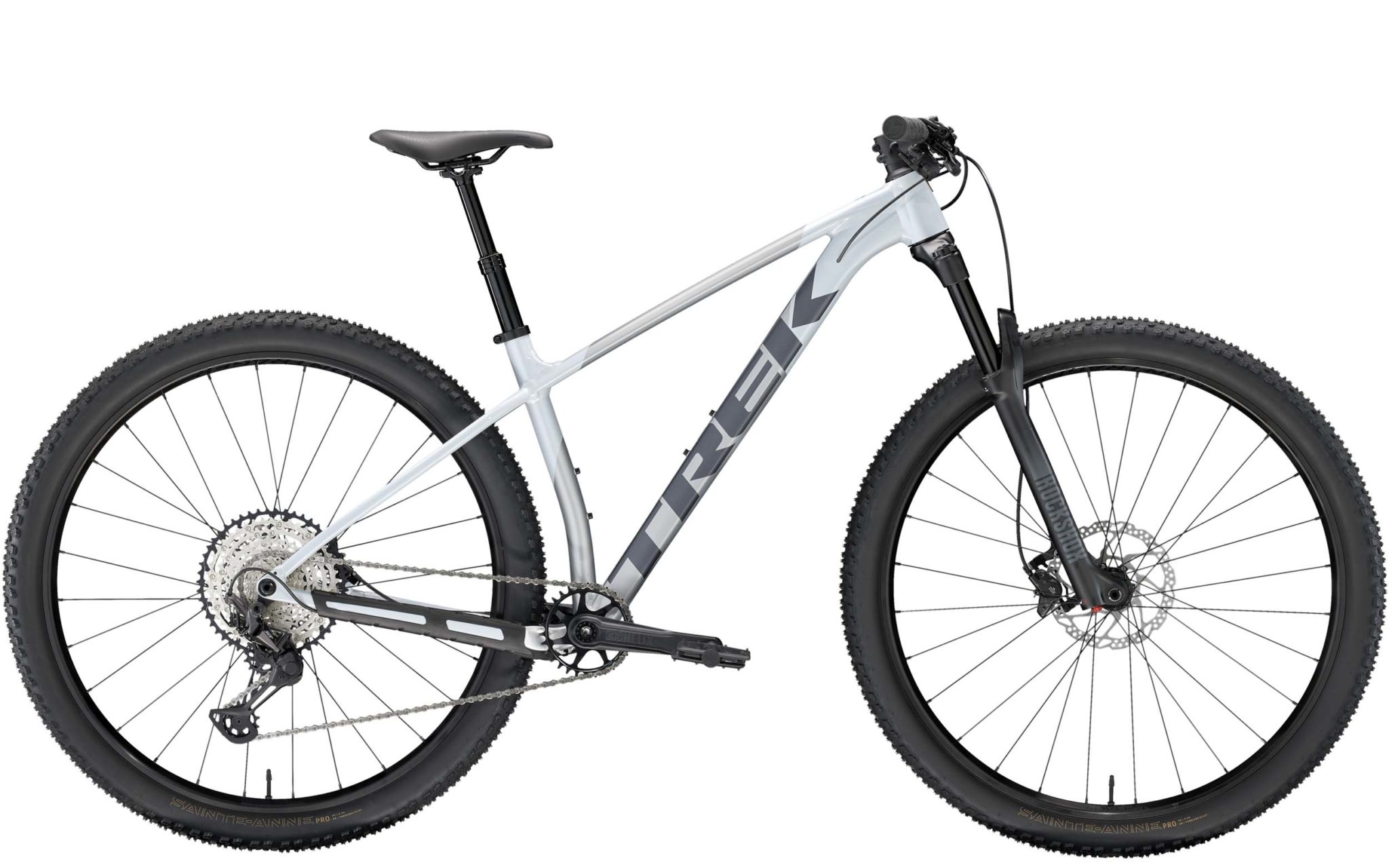 https://www.vojomag.nl/app/uploads/2023/10/Trek Procaliber aluminium 2024 Vojo 5 2048x1280.jpg