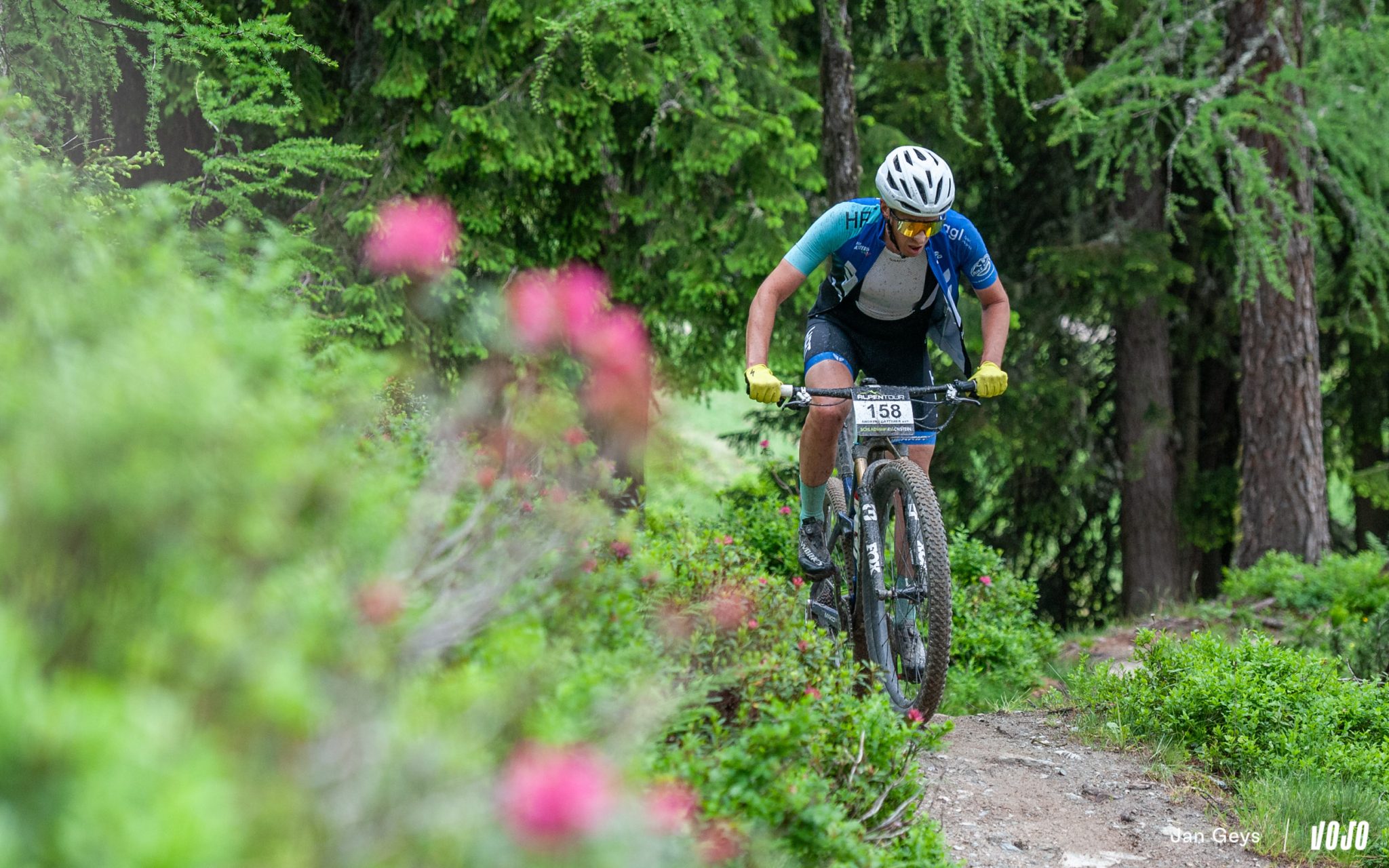 https://www.vojomag.nl/app/uploads/2023/12/alpentour trophy schladming dachstein stage 2 copyright jan geys vojomag 104 2048x1280.jpg