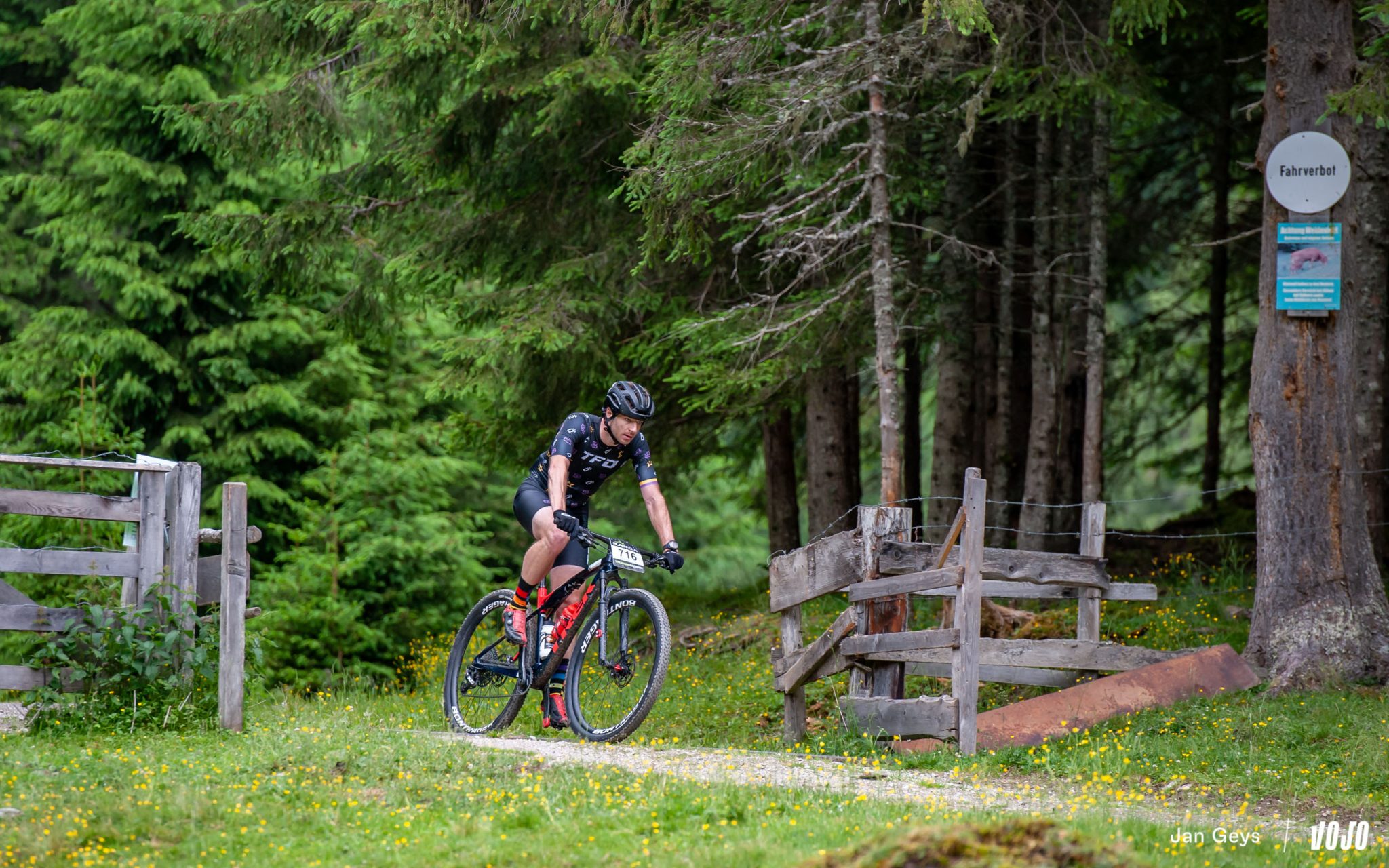 https://www.vojomag.nl/app/uploads/2023/12/alpentour trophy schladming kaibling stage 3 copyright jan geys vojomag 144 2048x1280.jpg