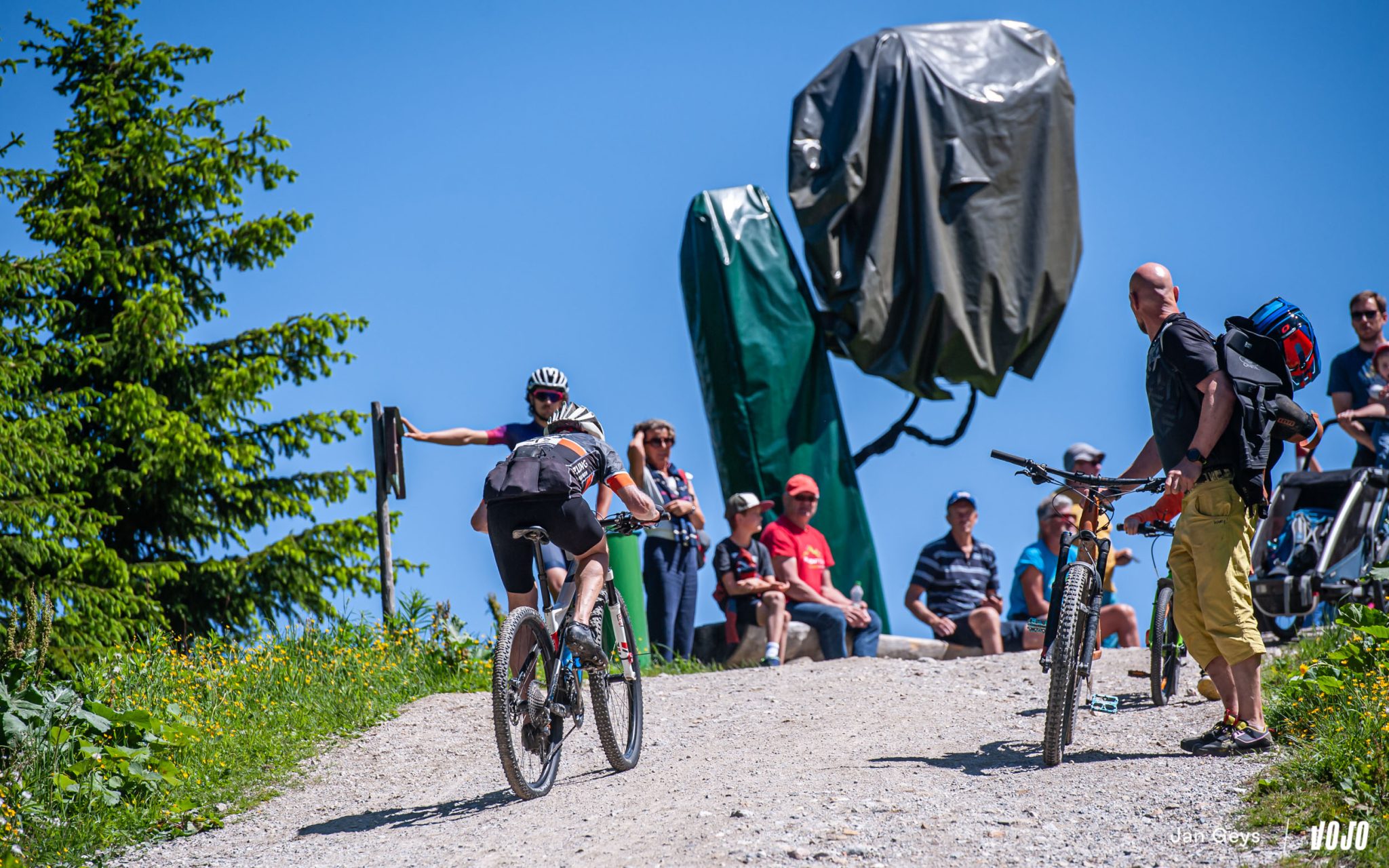 https://www.vojomag.nl/app/uploads/2023/12/alpentour trophy schladming planai stage 4 copyright jan geys vojomag 99 2048x1280.jpg