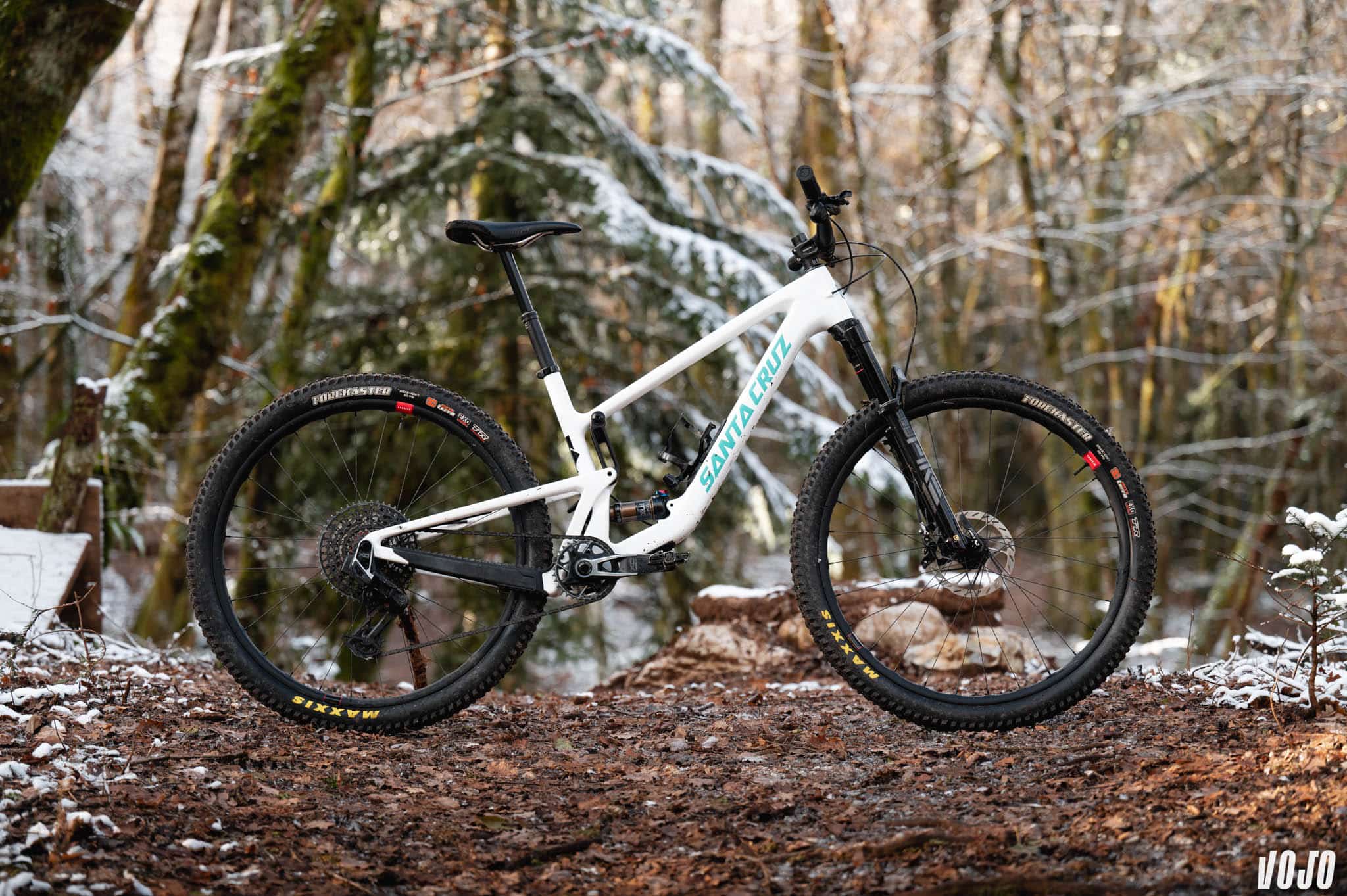 https://www.vojomag.nl/app/uploads/2024/02/santa cruz tallboy tall boy vtt trail taille compte 2024 vojo paul humbert.jpg