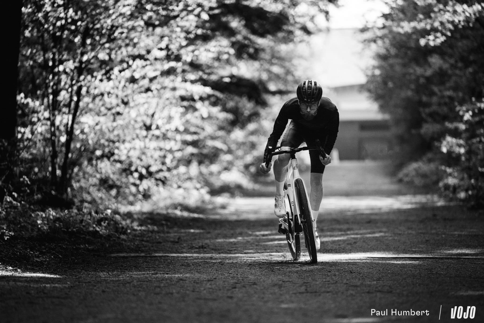 https://www.vojomag.nl/app/uploads/2024/04/cervelo aspero test avis nouveaute gravel allroad 2024 vojo paul humbert 35.jpg