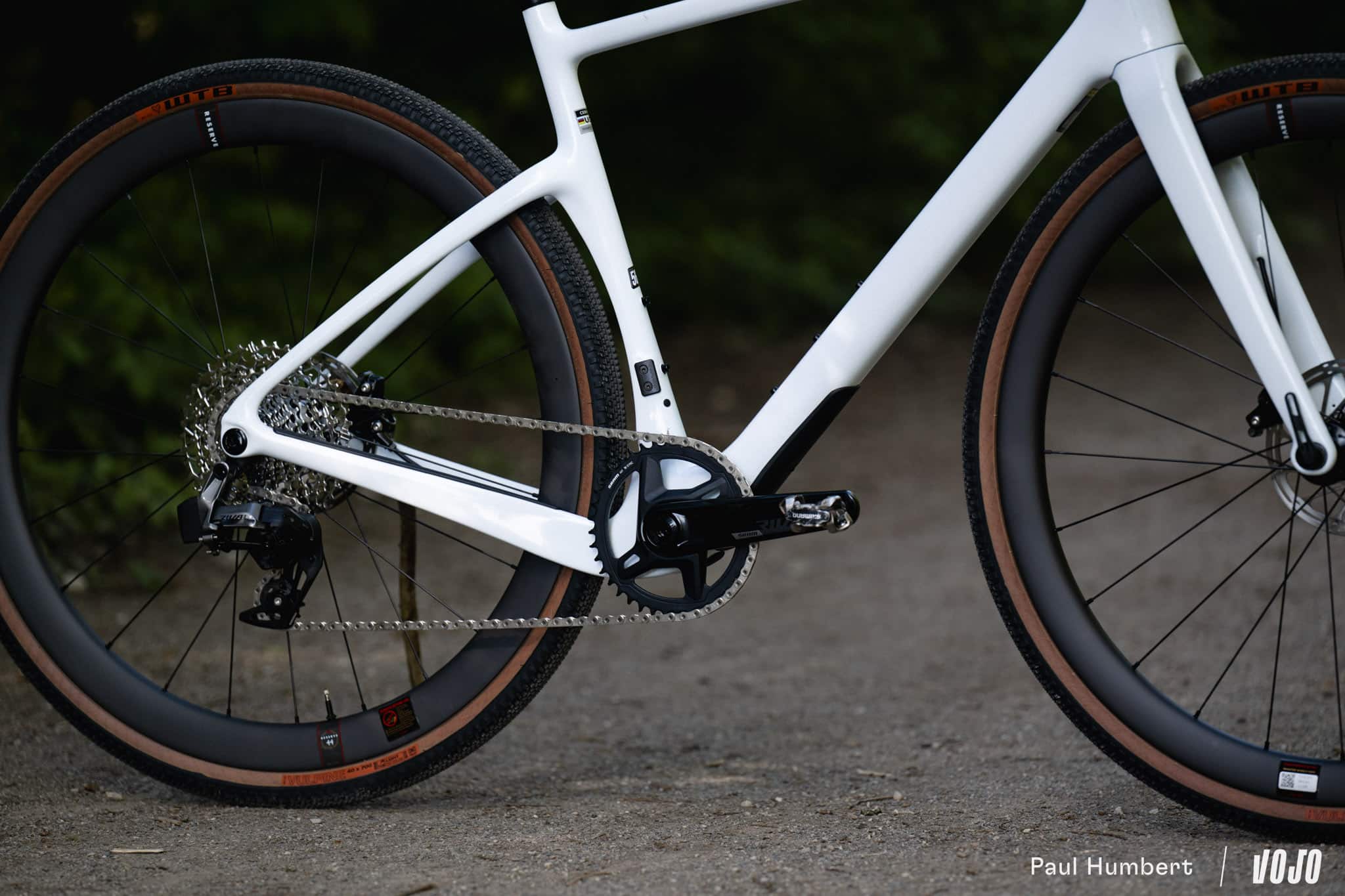 https://www.vojomag.nl/app/uploads/2024/04/cervelo aspero test avis nouveaute gravel allroad 2024 vojo paul humbert 45.jpg