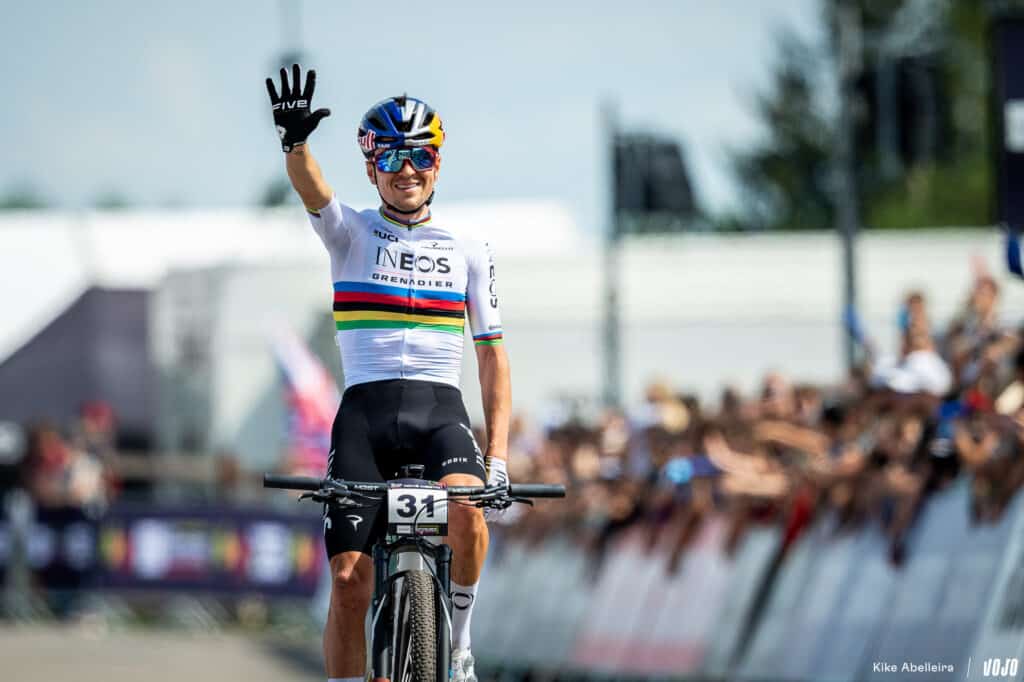 World Cup MTB Nové Město 2024 | XCO mannen: Pidcock kraakt iedereen