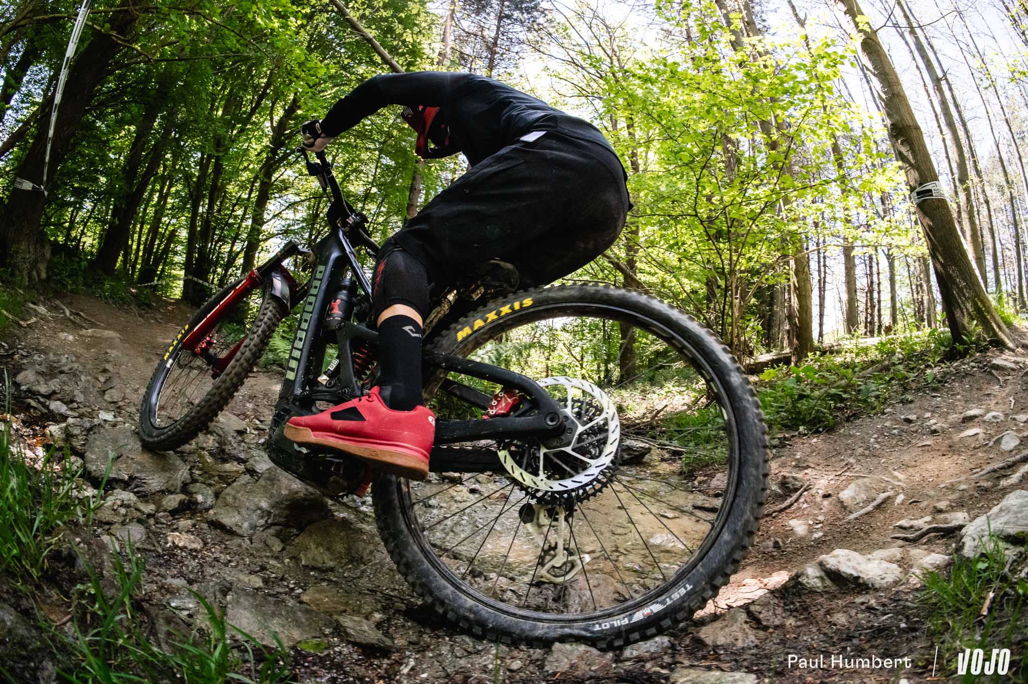 https://www.vojomag.nl/app/uploads/2024/05/course vtt enduro edr finale ligure dimanche 2024 vojo paul humbert 22.jpg