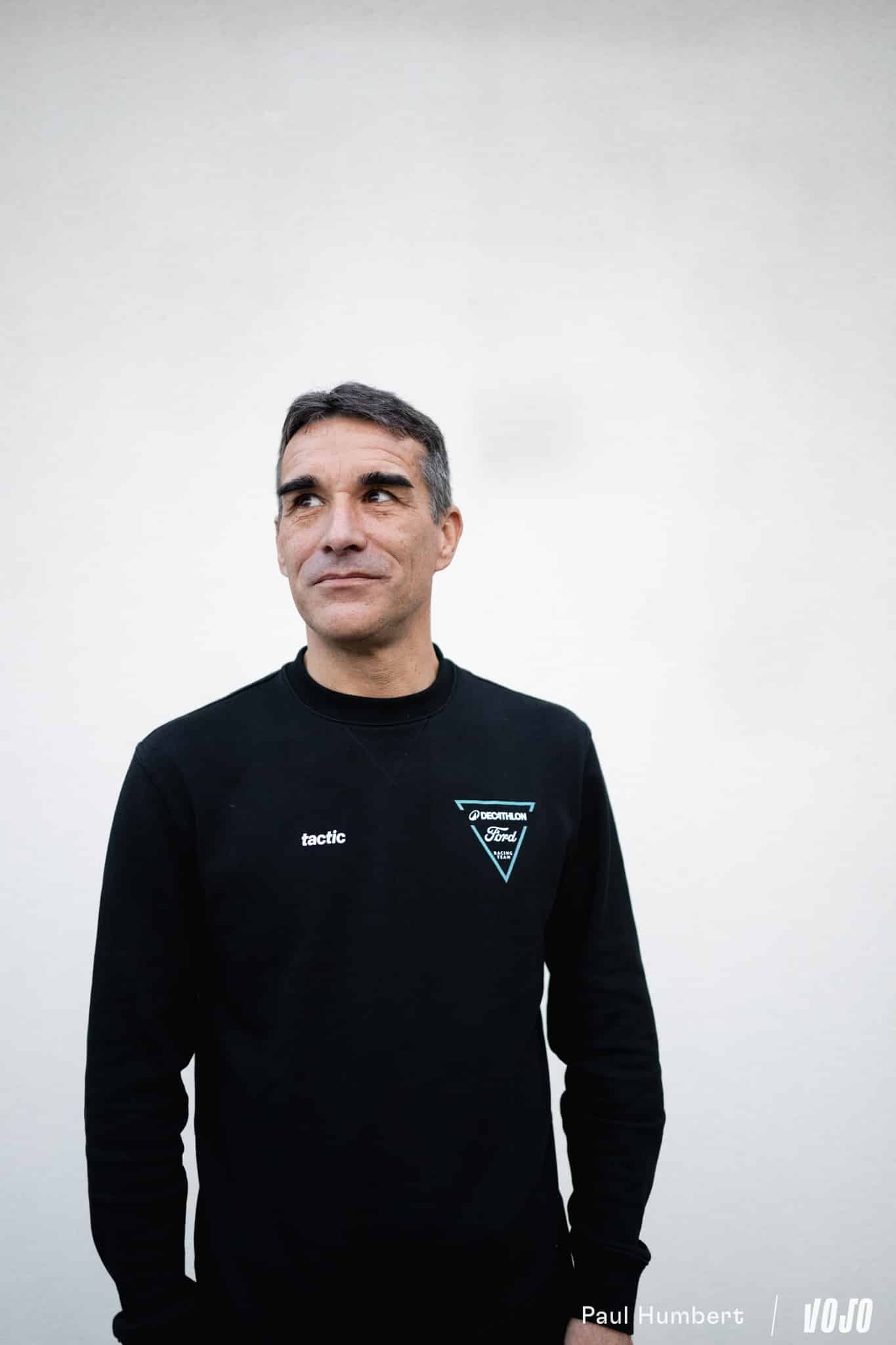 https://www.vojomag.nl/app/uploads/2025/01/samuel roces podcast interview lunch ride decathlon racing team xc 2024 vojo paul humbert 15.jpg