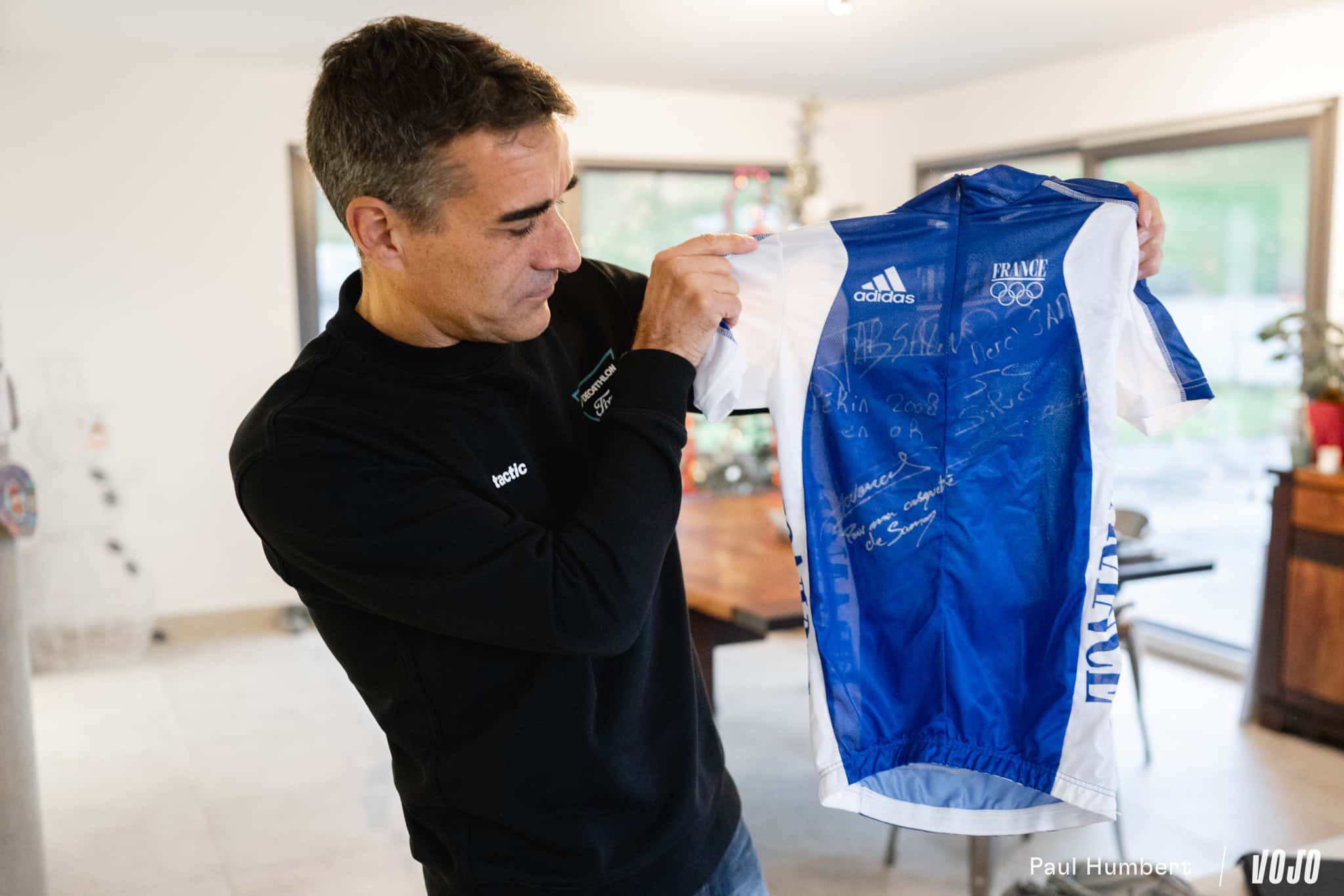 https://www.vojomag.nl/app/uploads/2025/01/samuel roces podcast interview lunch ride decathlon racing team xc 2024 vojo paul humbert 16.jpg