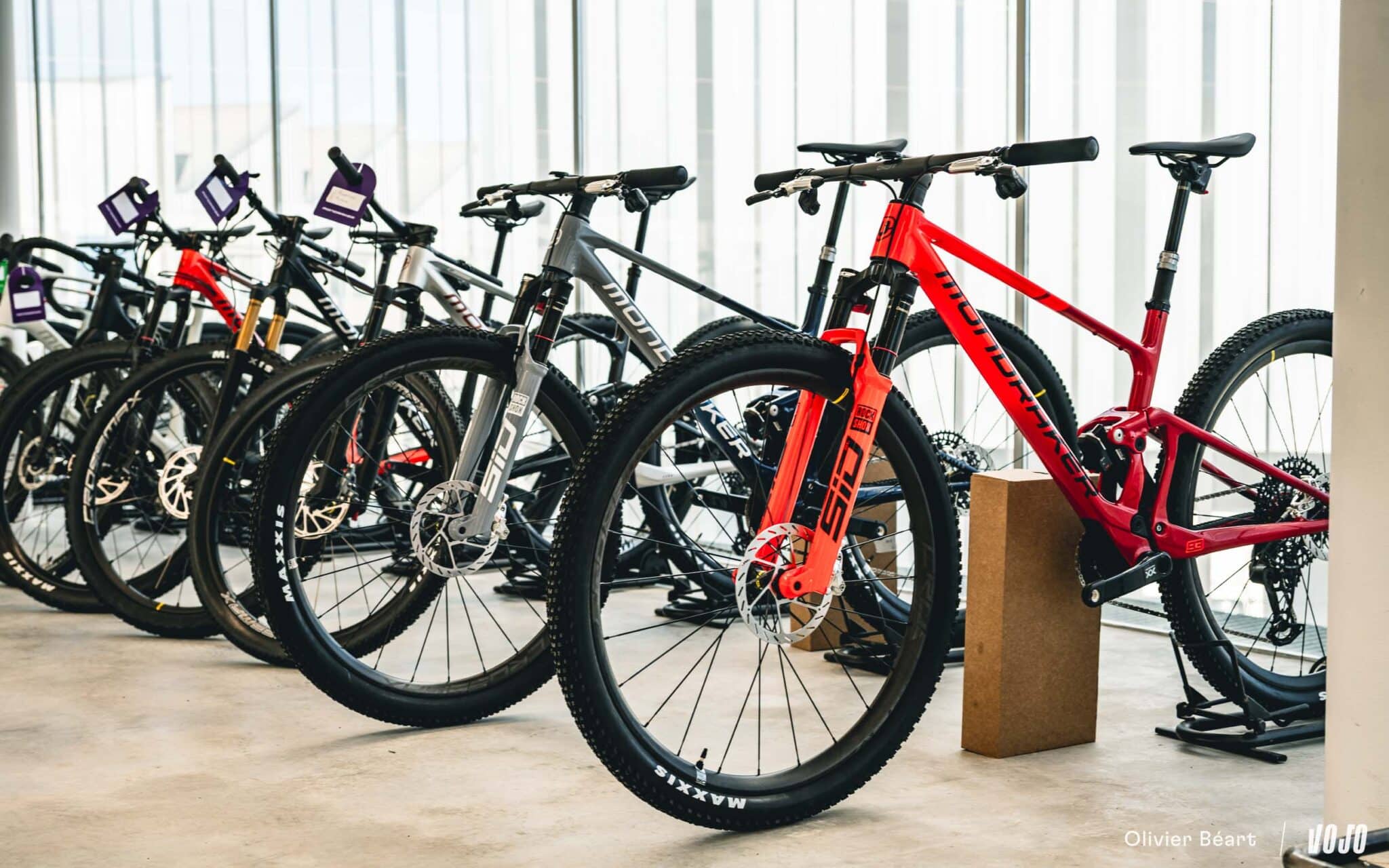 https://www.vojomag.nl/app/uploads/2025/04/Mondraker Visit Espagne HQ Valence - Copyright Olivier Beart Vojo Magazine 25 2048x1280.jpg