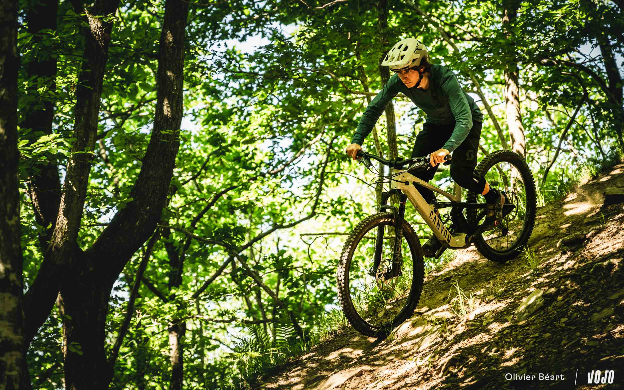 https://www.vojomag.nl/app/uploads/2025/05/Canyon Spectral Kiss TQ Test Essai Avis - Copyright Olivier Beart Vojo Magazine 4.jpg