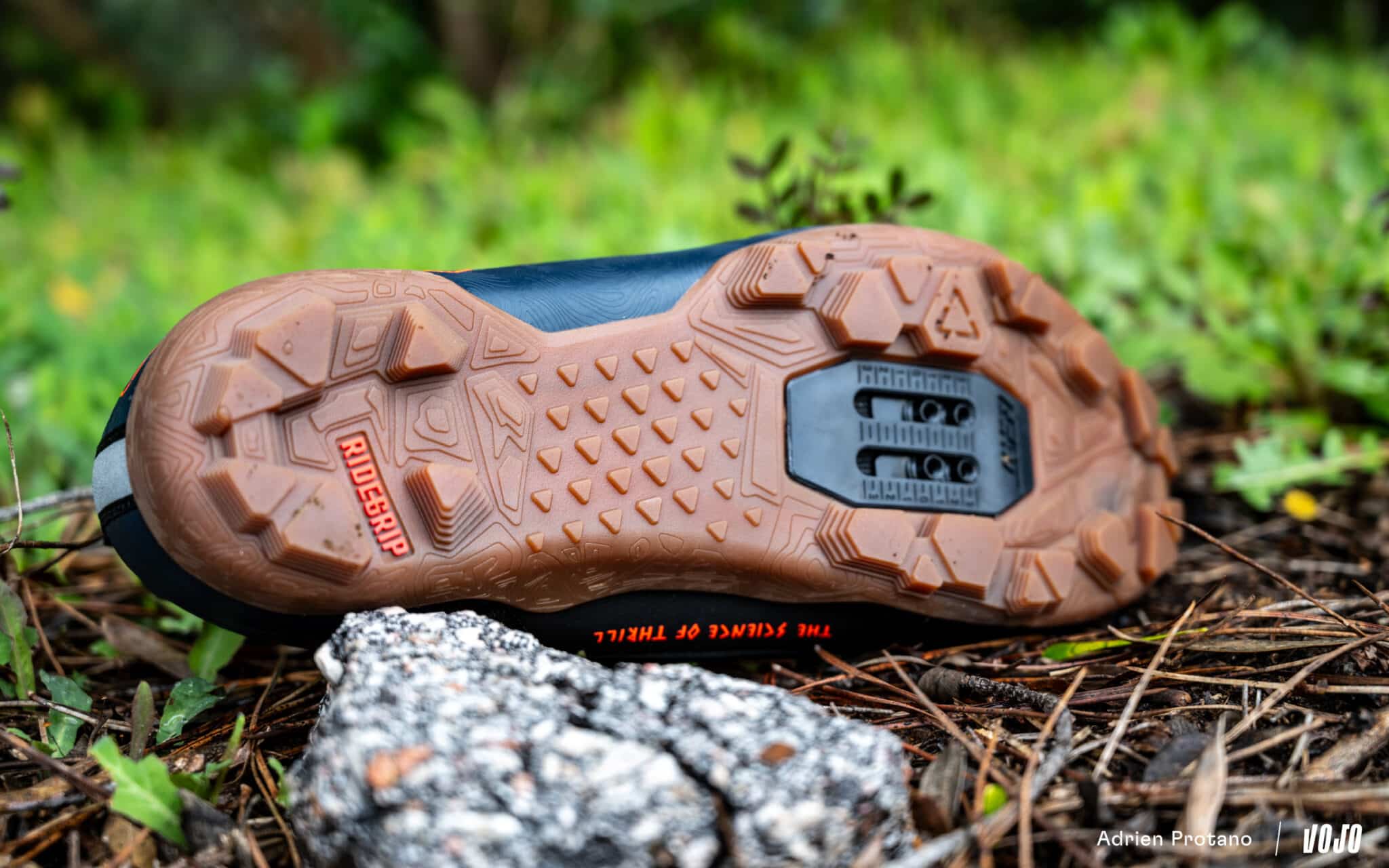 https://www.vojomag.nl/app/uploads/2025/05/Leatt ProClip Endurance 8.0 2025 A.Protano Vojo 13 2048x1280.jpg