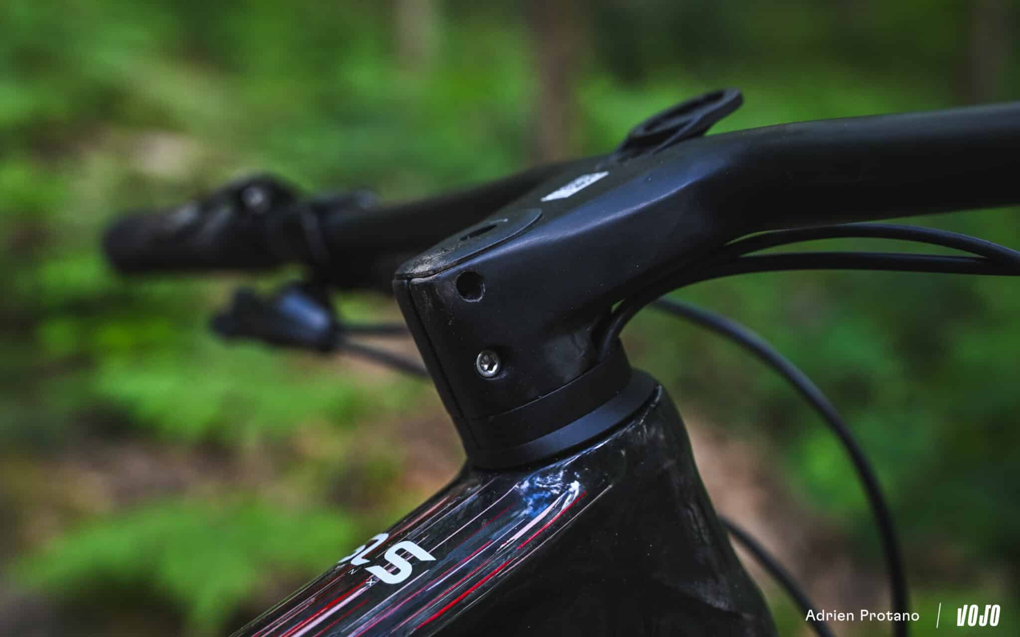 https://www.vojomag.nl/app/uploads/2025/05/Mavic AllRoad SL Carbon statique Avis Test comparaison Vojo A.Protano 1 10 2048x1280.jpg