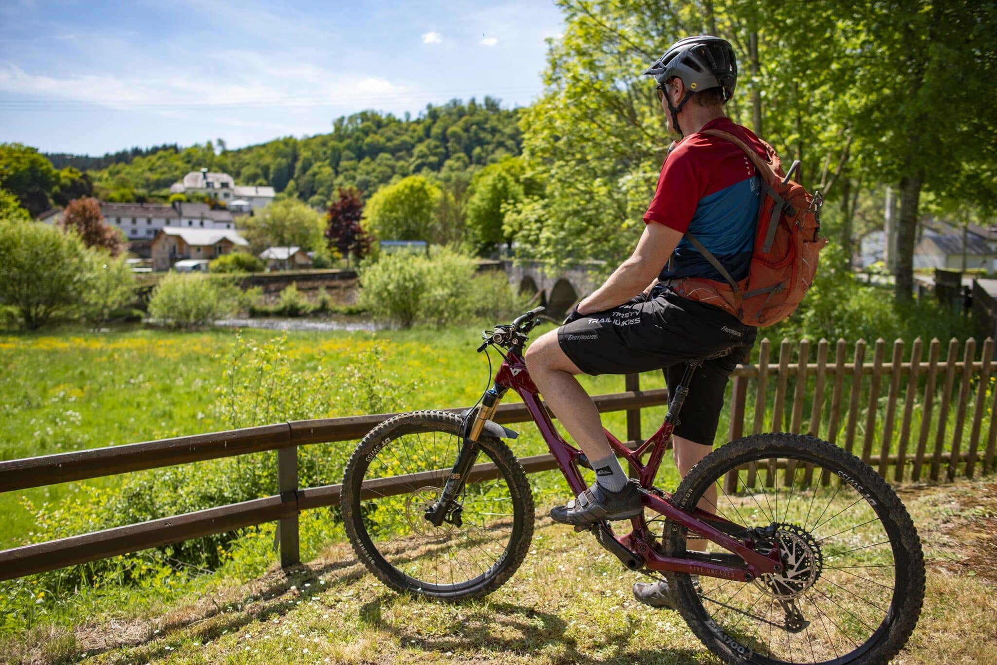 https://www.vojomag.nl/app/uploads/2025/05/Parcours VTT cantons est Ouren 2048x1366.jpg