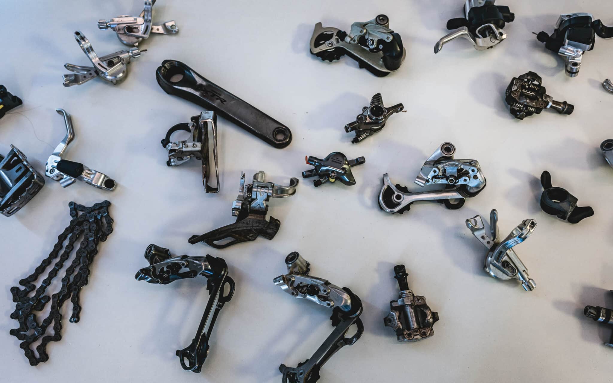 https://www.vojomag.nl/app/uploads/2025/06/Shimano XTR 9200 Di2 b test essai avis - Copyright Olivier Beart Vojo Magazine 8 2048x1280.jpg