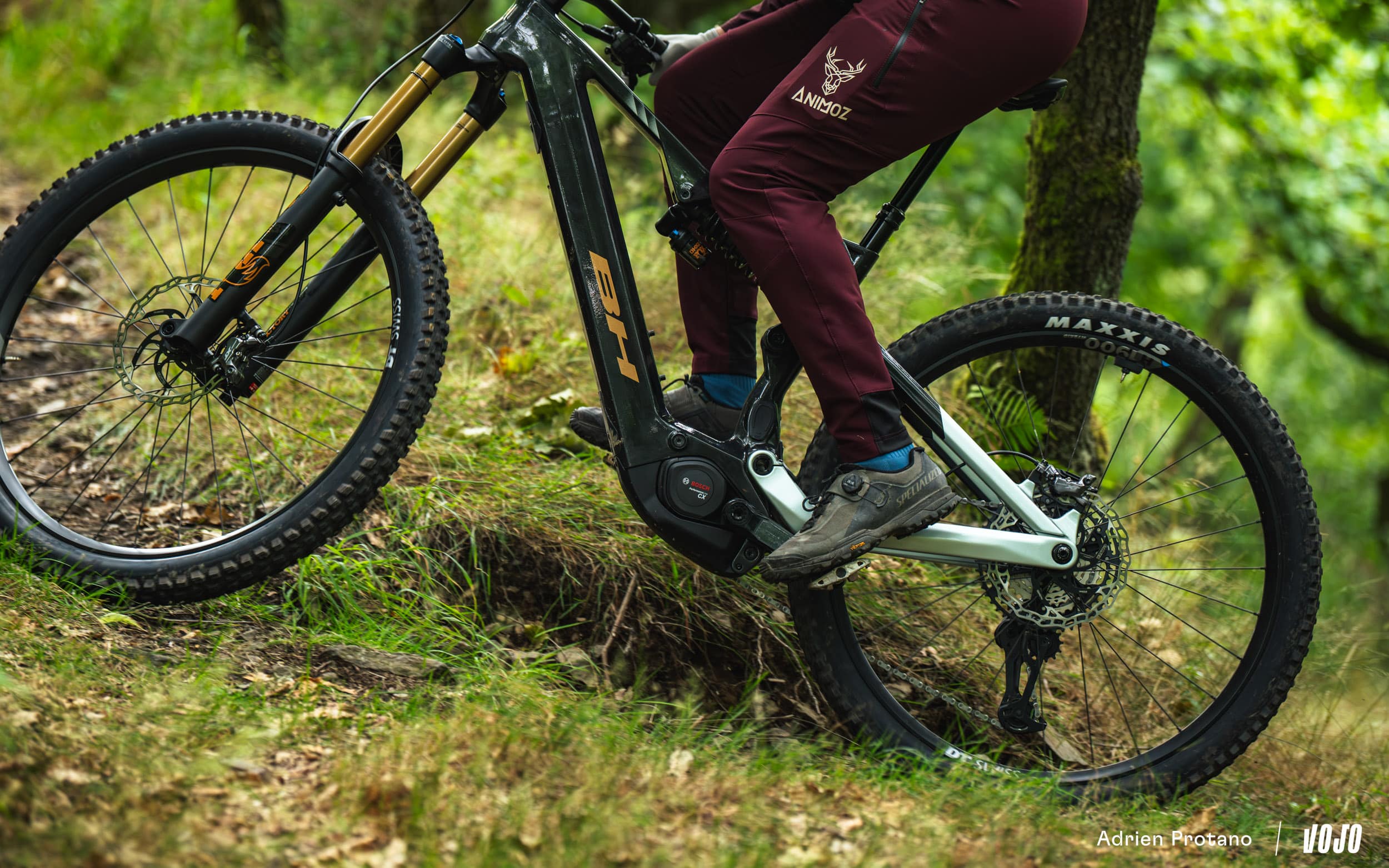 https://www.vojomag.nl/app/uploads/2025/07/BH iLynx Enduro 2025 test avis vojo VTTAE nouveaute A.Protano 26.jpg