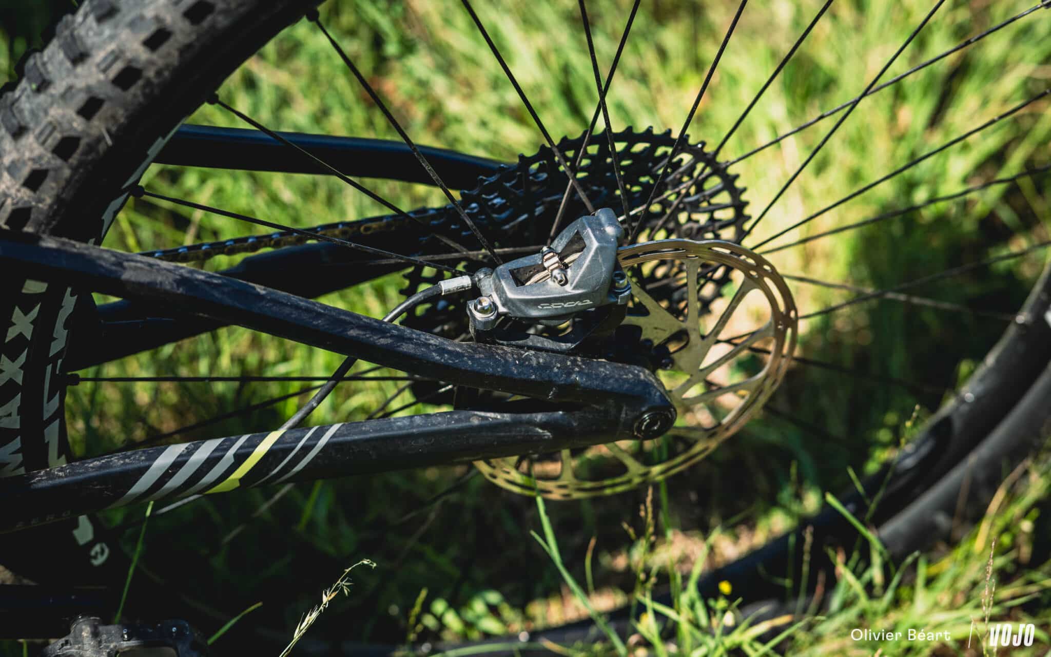 https://www.vojomag.nl/app/uploads/2025/07/Mondraker Sly Bosch SX test essai avis - Copyright Olivier Beart Vojo Magazine 37 2048x1280.jpg