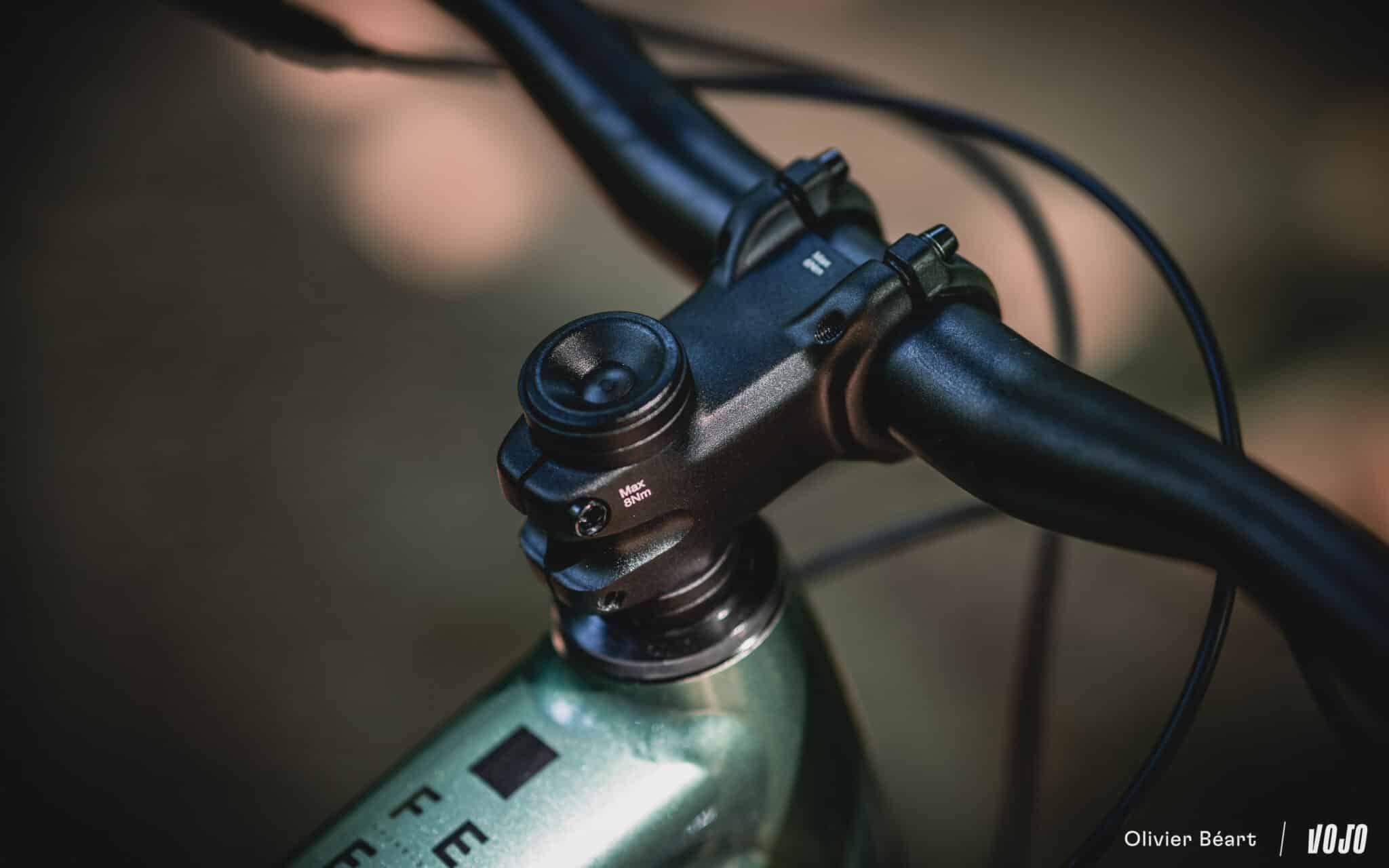 https://www.vojomag.nl/app/uploads/2025/07/Rockrider Feel 700S test essai avis prix equipement - Copyright Olivier Beart Vojo Magazine 14 2048x1280.jpg