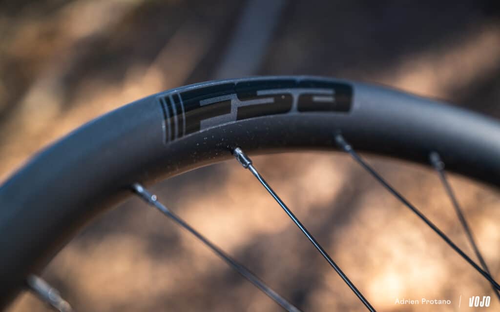 Test MTB-wielen | FSA NS SC i30 vs KFX i28: twee visies op de toepassing van carbon, één favoriet