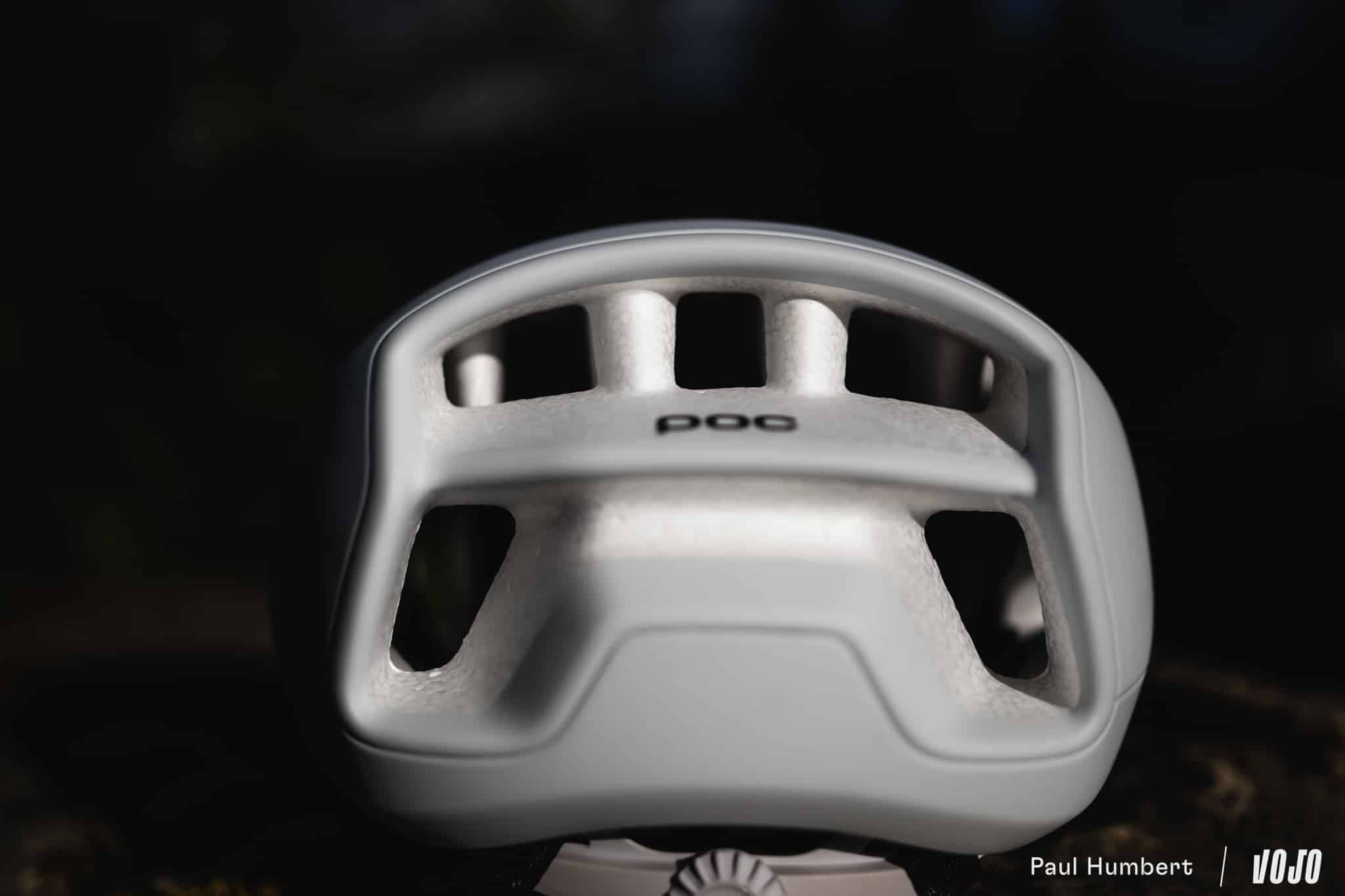 https://www.vojomag.nl/app/uploads/2025/07/poc cytal gravel route casque test avis 2025 vojo paul humbert 6.jpg